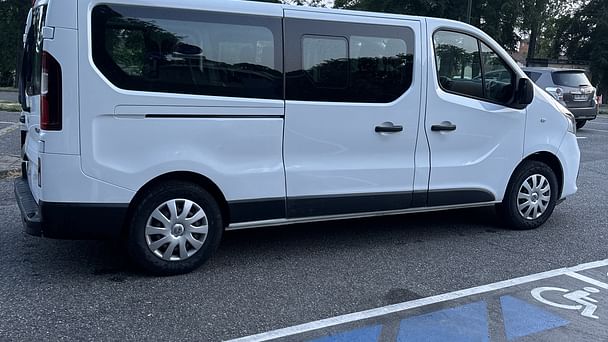 Renault Trafic Passenger