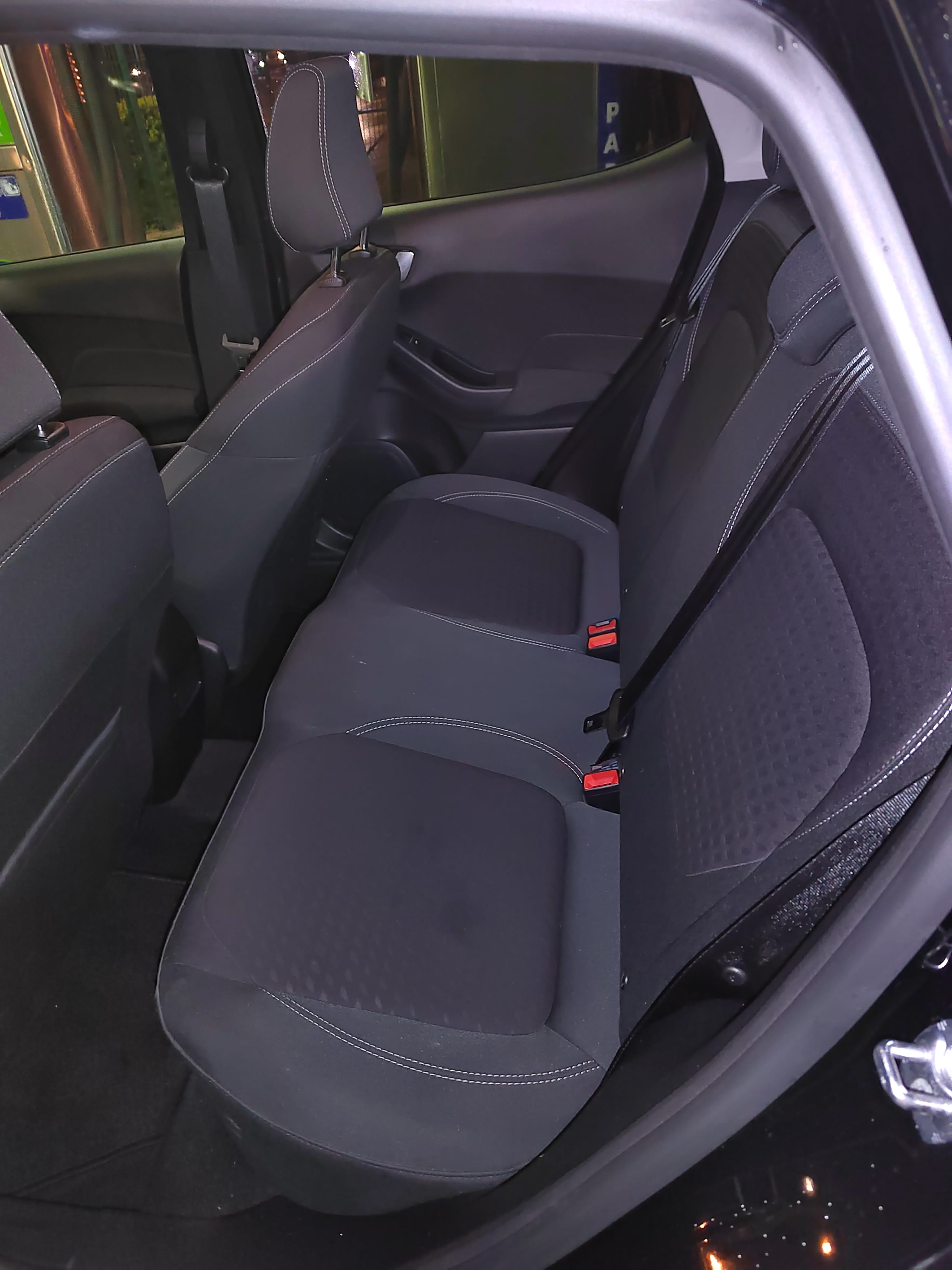 Ford Fiesta avec Régulateur de vitesse