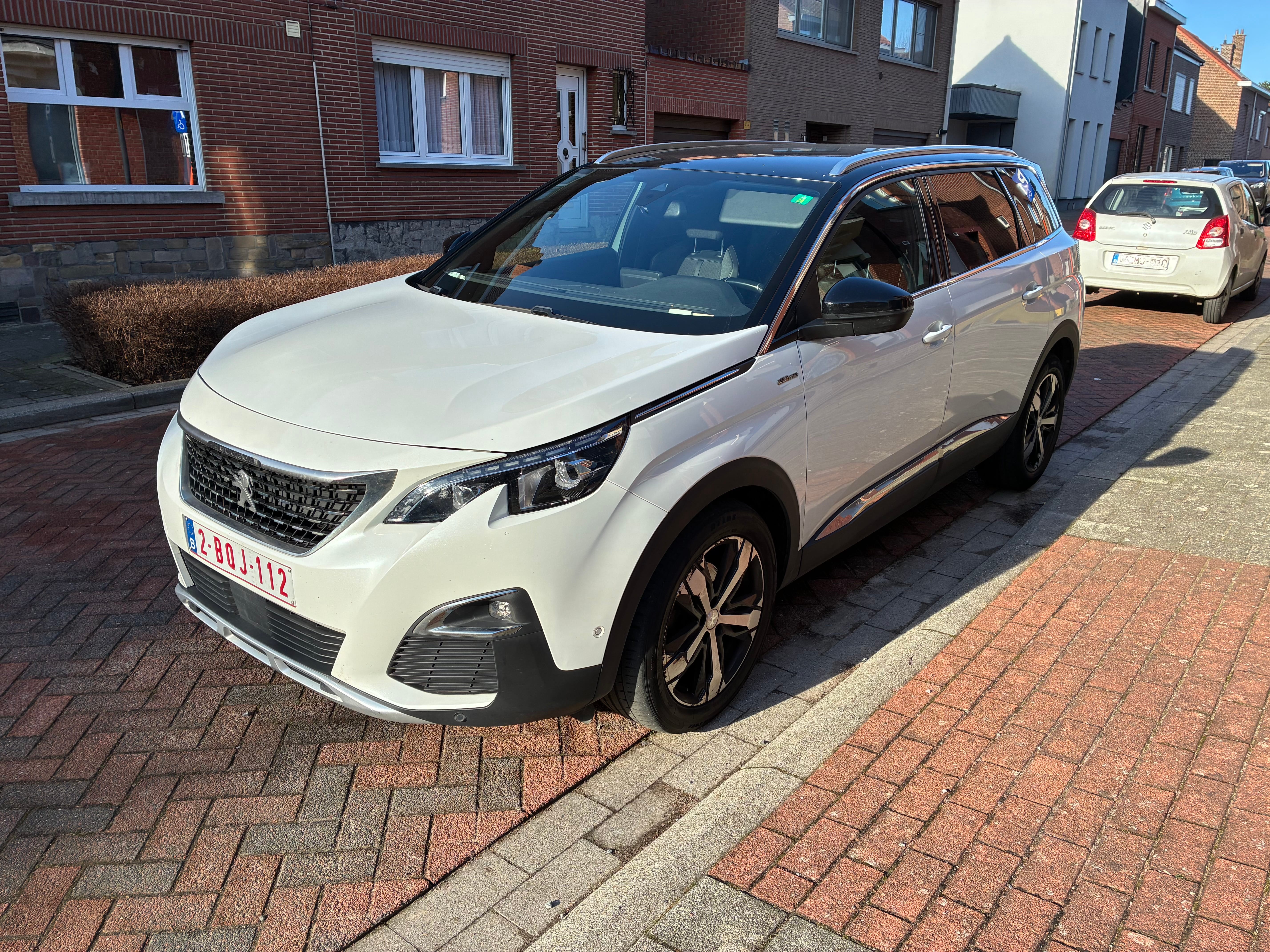 Peugeot 5008 GT Essence 7 places, 2019, Euro 95 (E10), 7 places