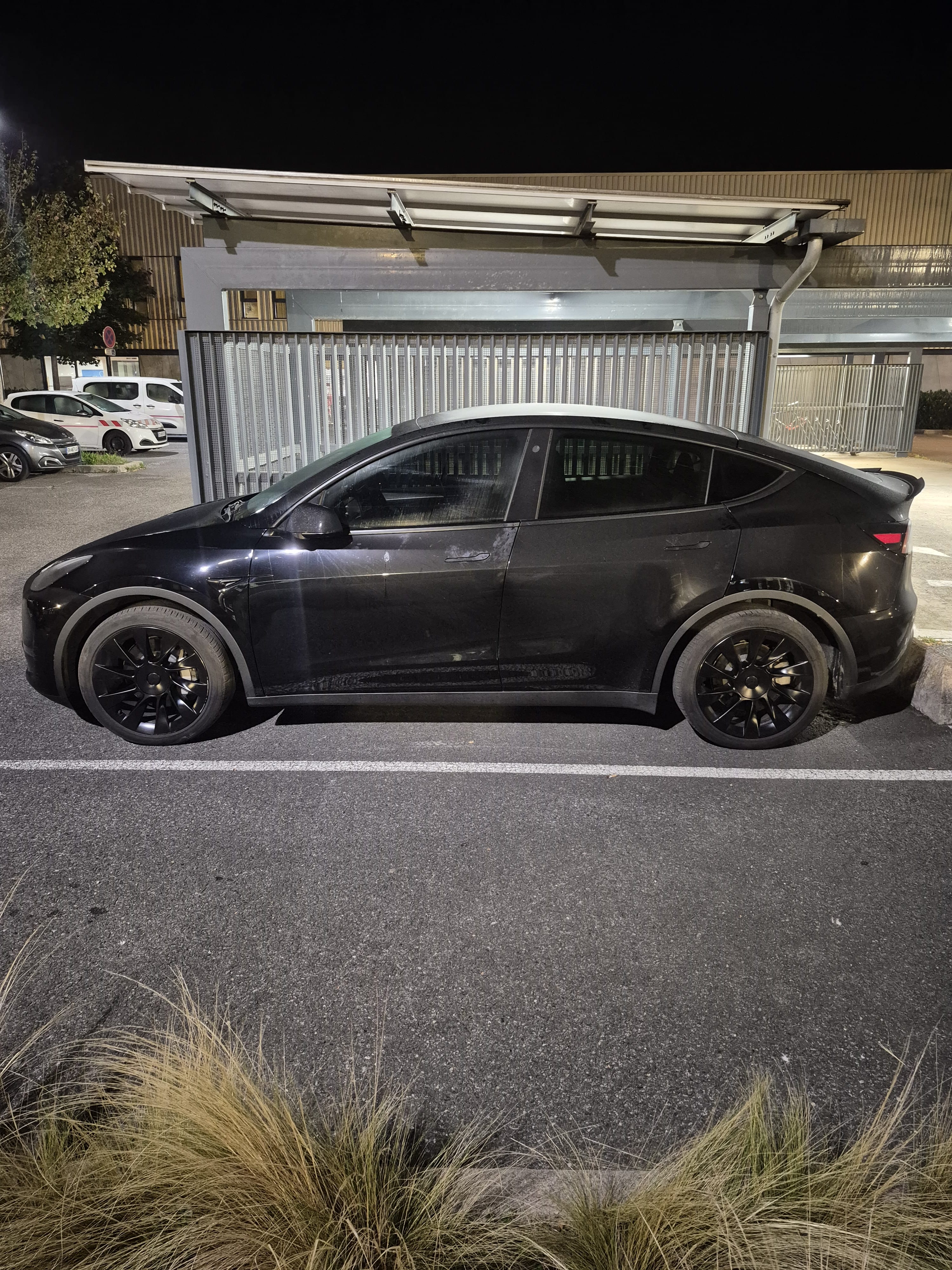Tesla Model Y Long Range avec Climatisation
