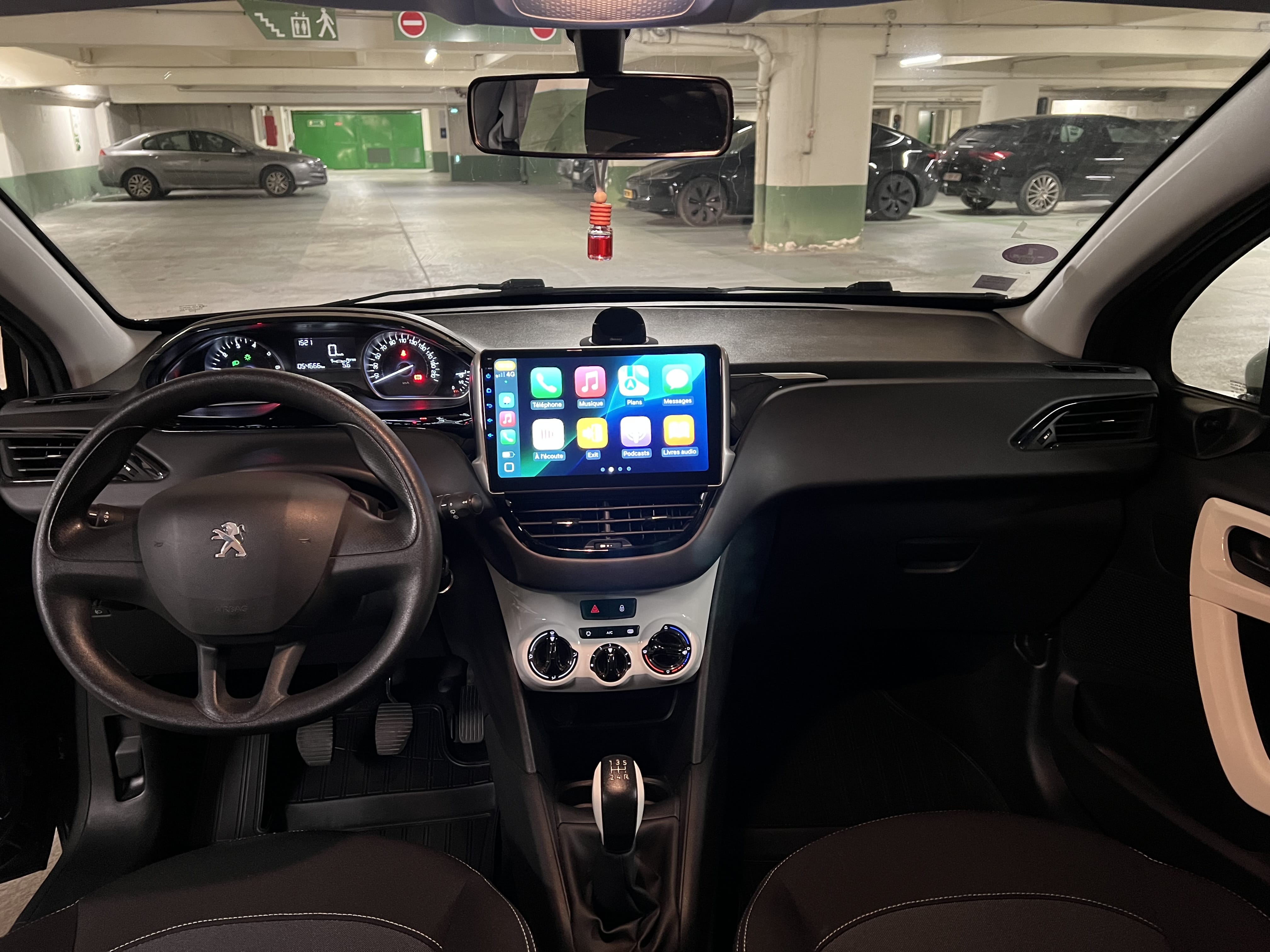 Peugeot 208 avec Régulateur de vitesse