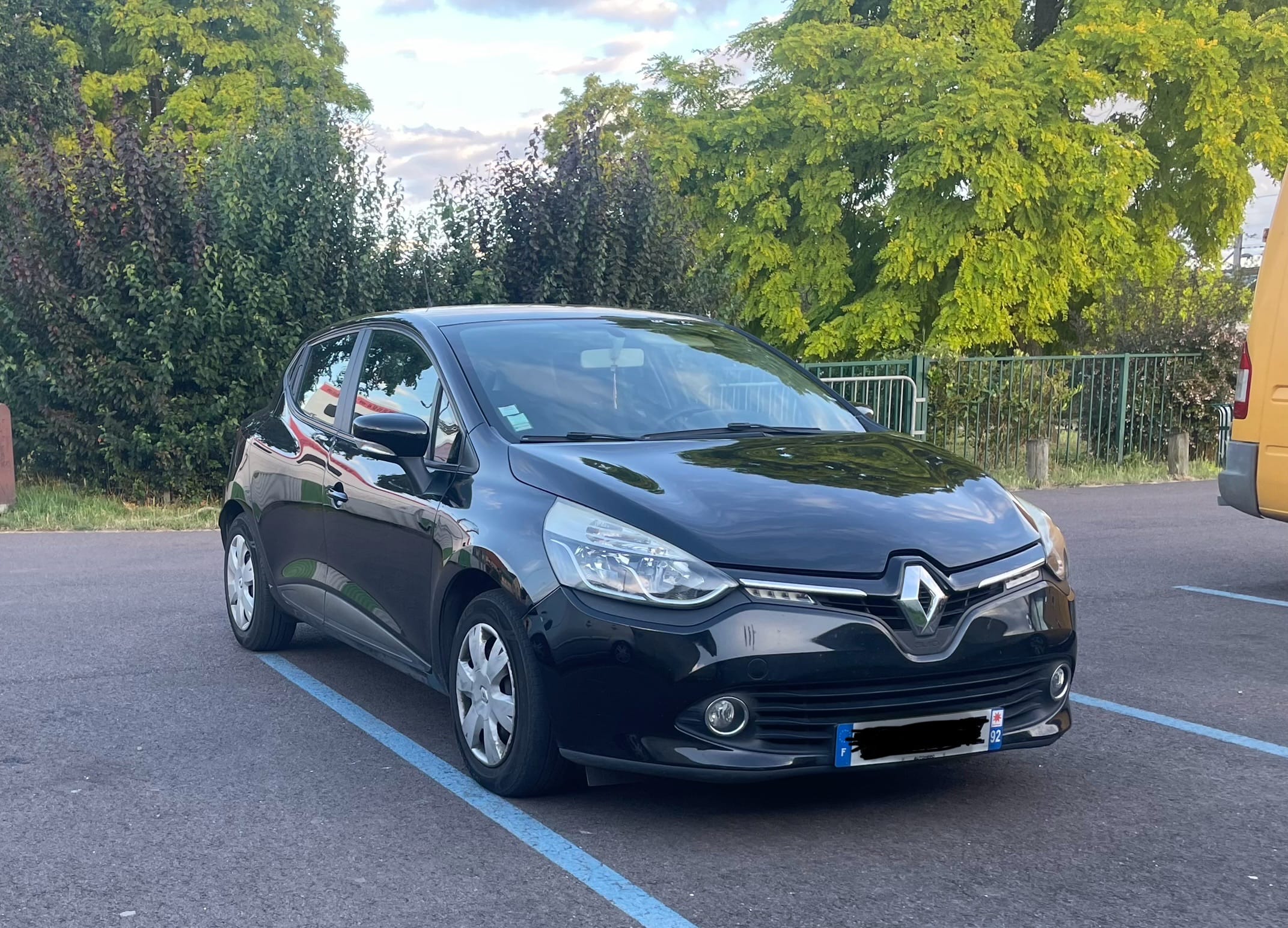 Renault Clio, 2013, Essence 98