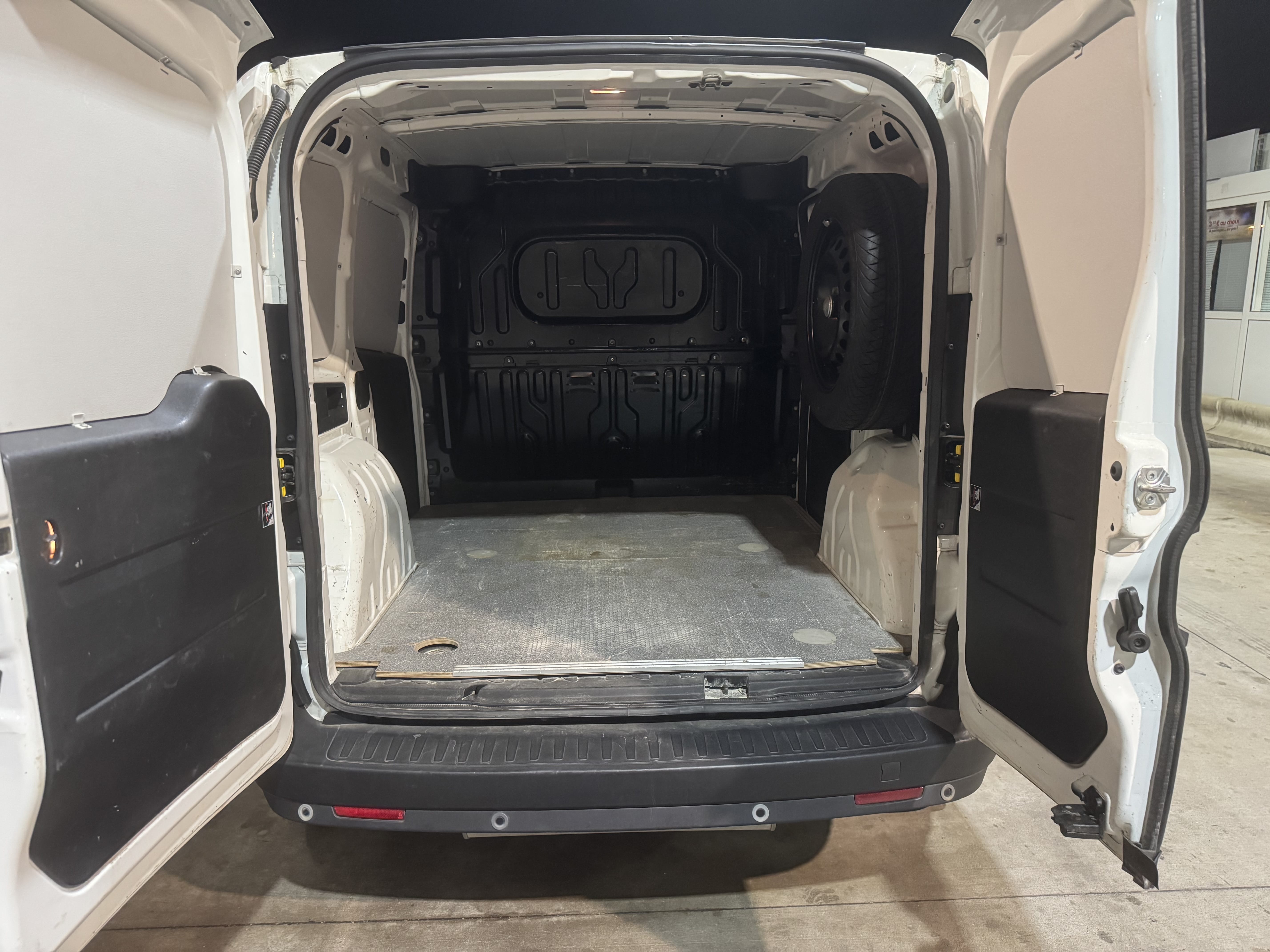 Opel Combo avec Attelage