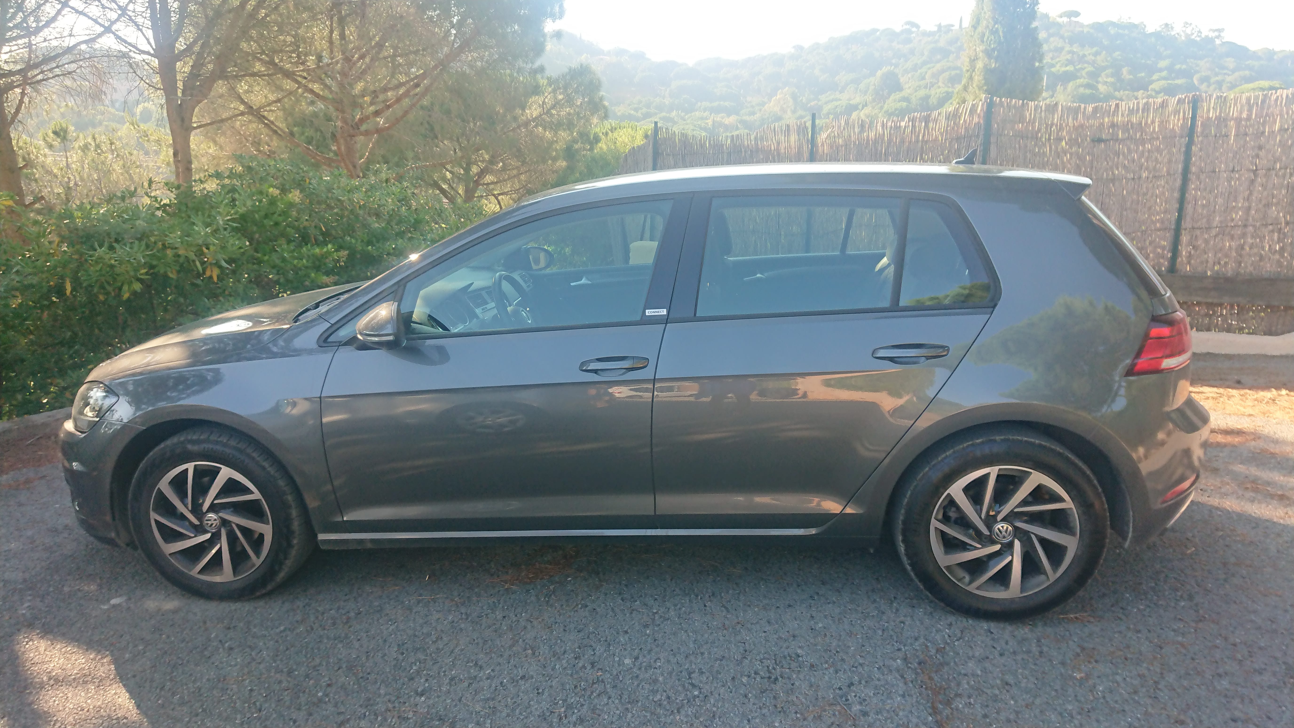 Volkswagen Golf avec Climatisation