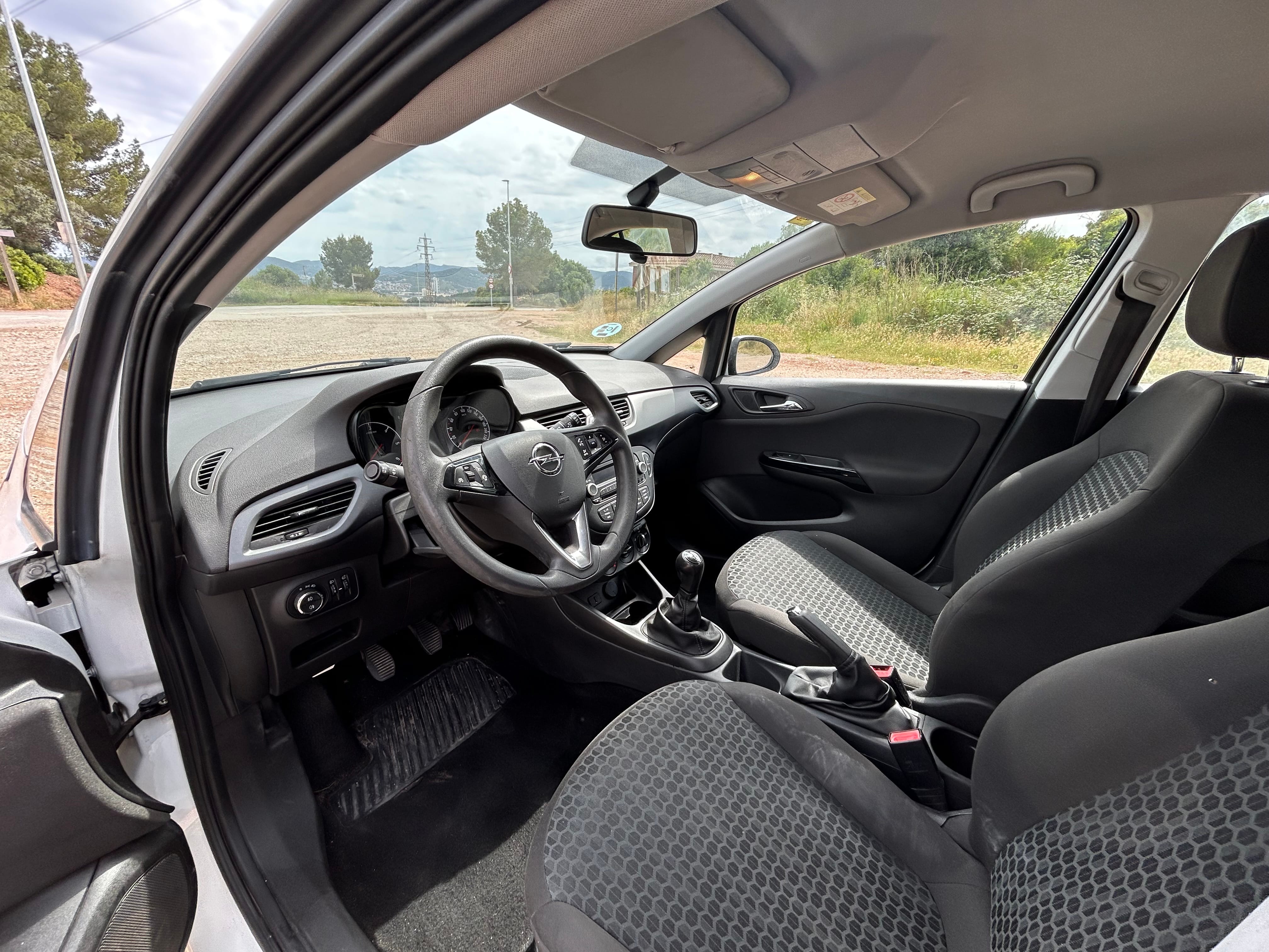 Opel Corsa con Silla infantil