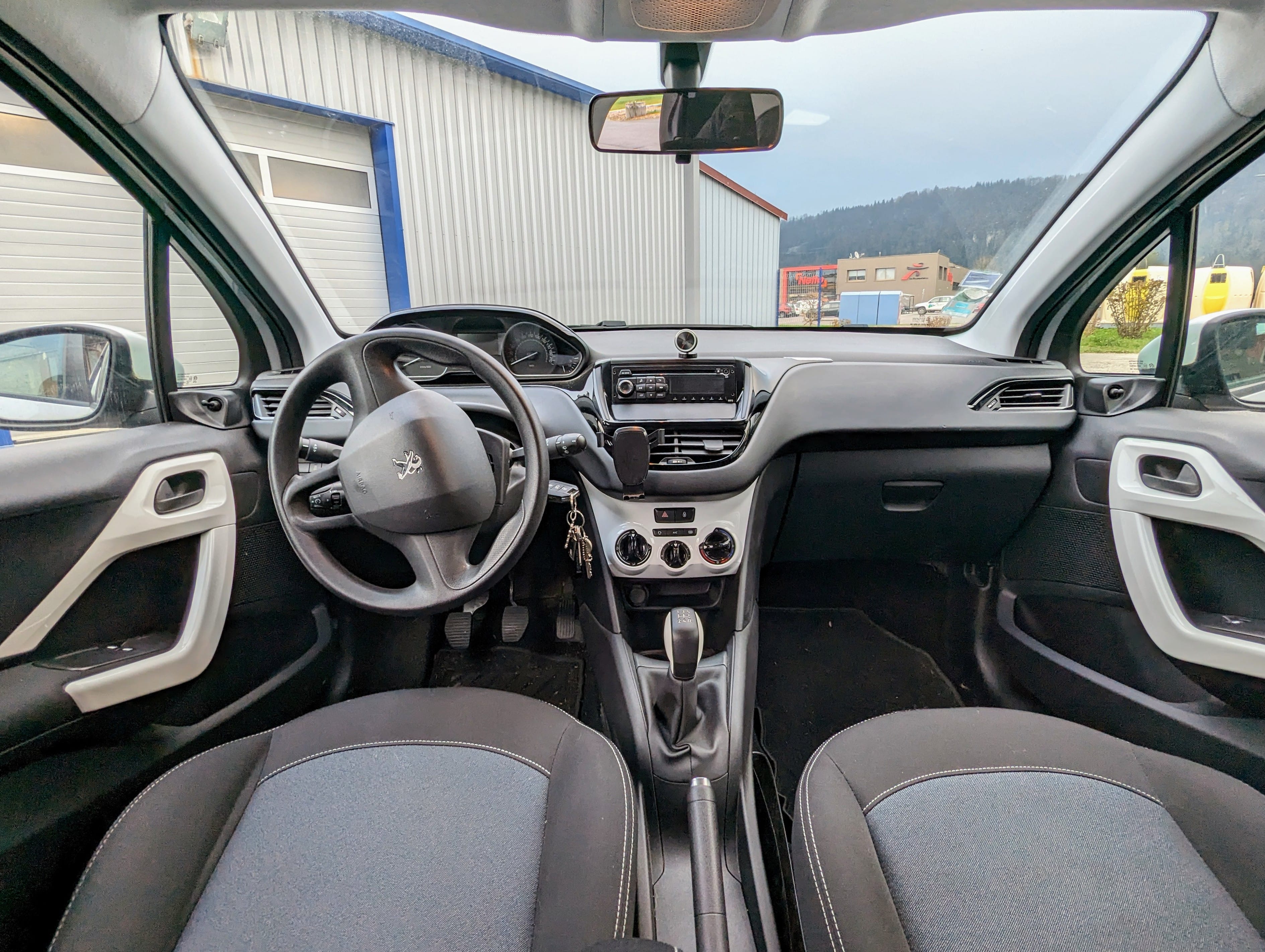 Peugeot 208 avec Régulateur de vitesse