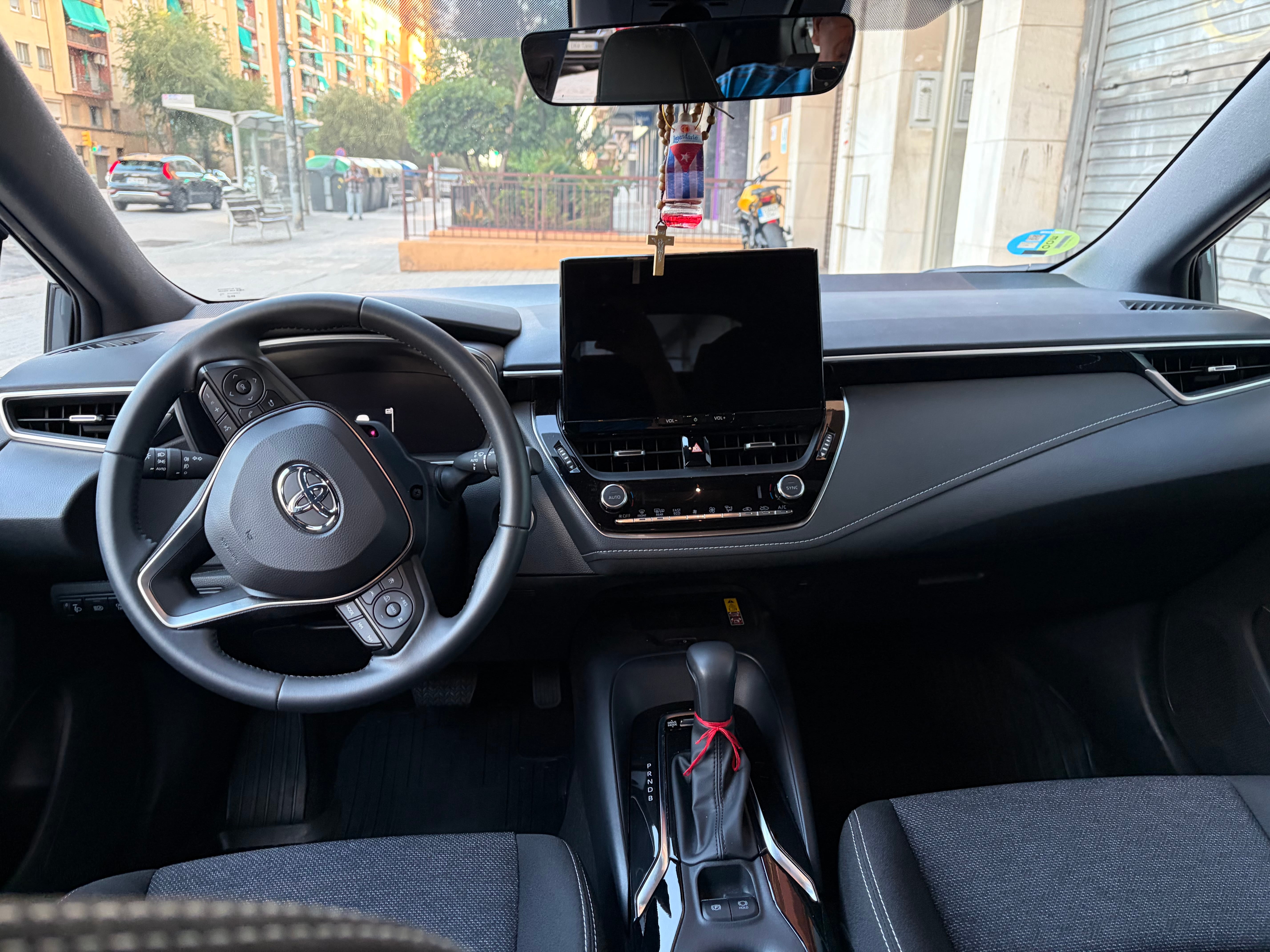 Toyota Corolla Híbrido con GPS