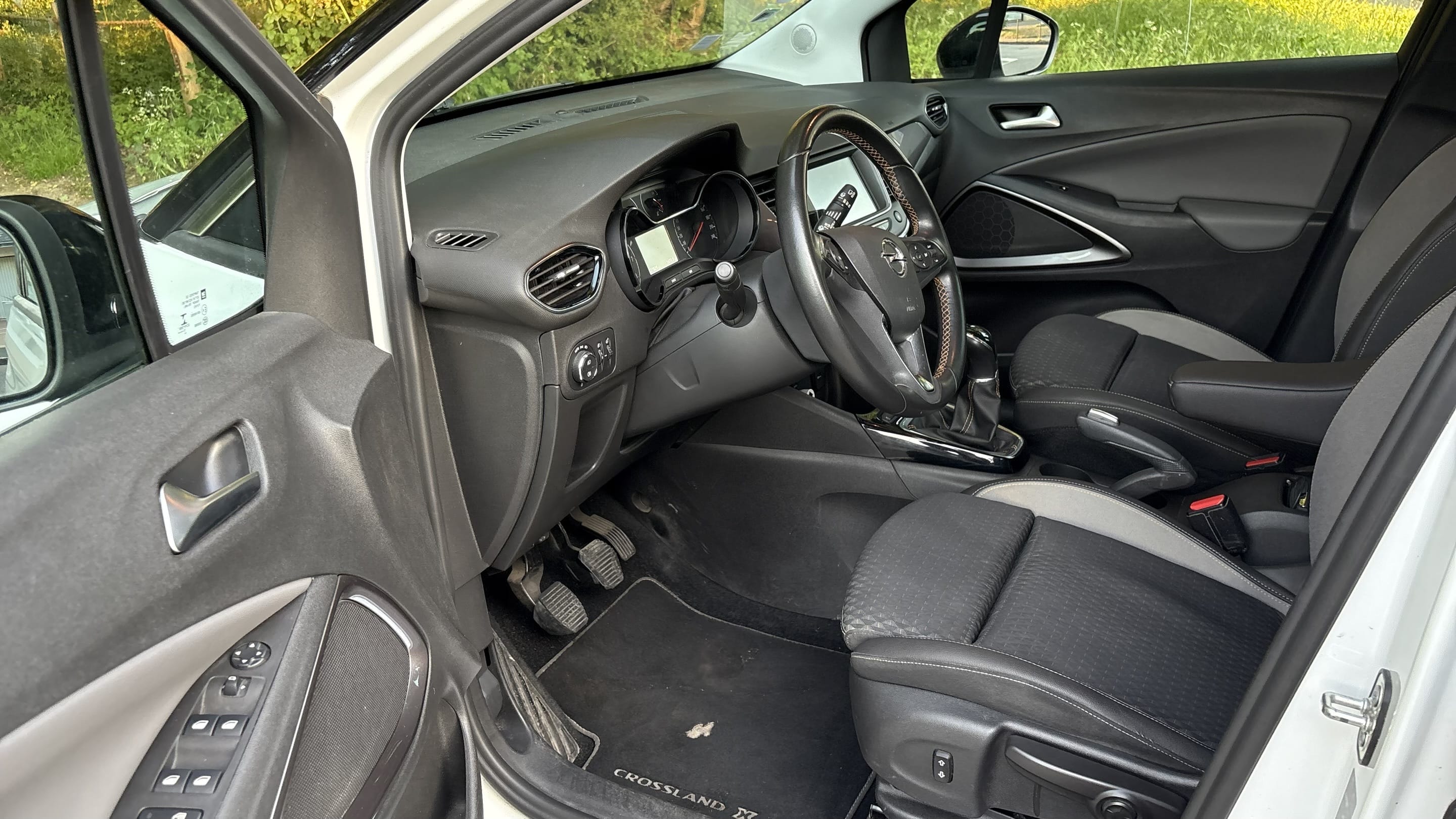 Opel Crossland avec GPS