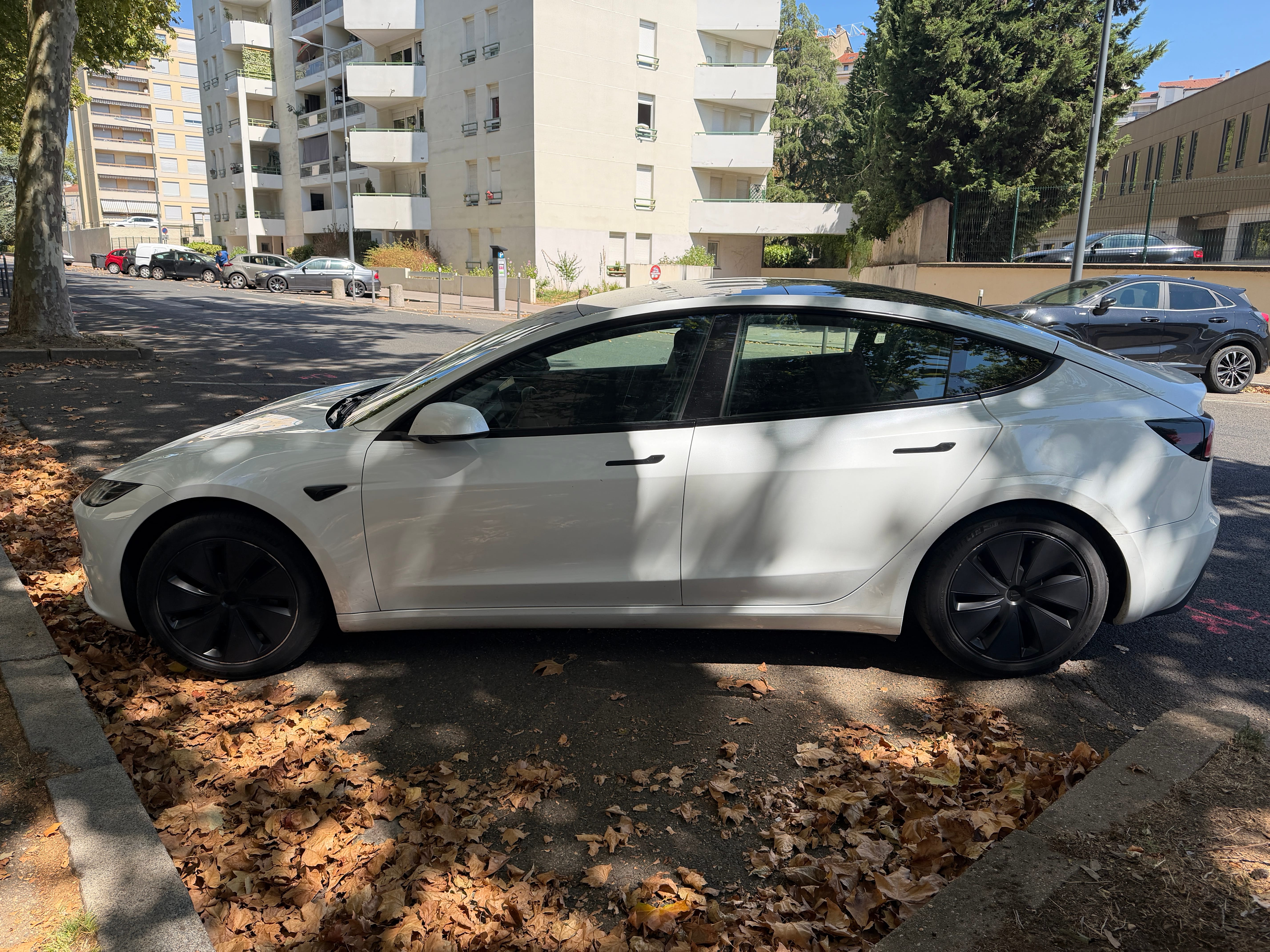 Tesla Model 3 Électrique avec Caméra de recul