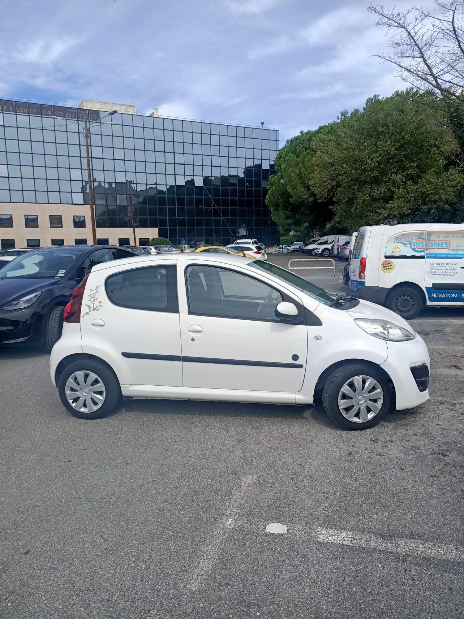 Peugeot 107 avec Entrée audio / iPod