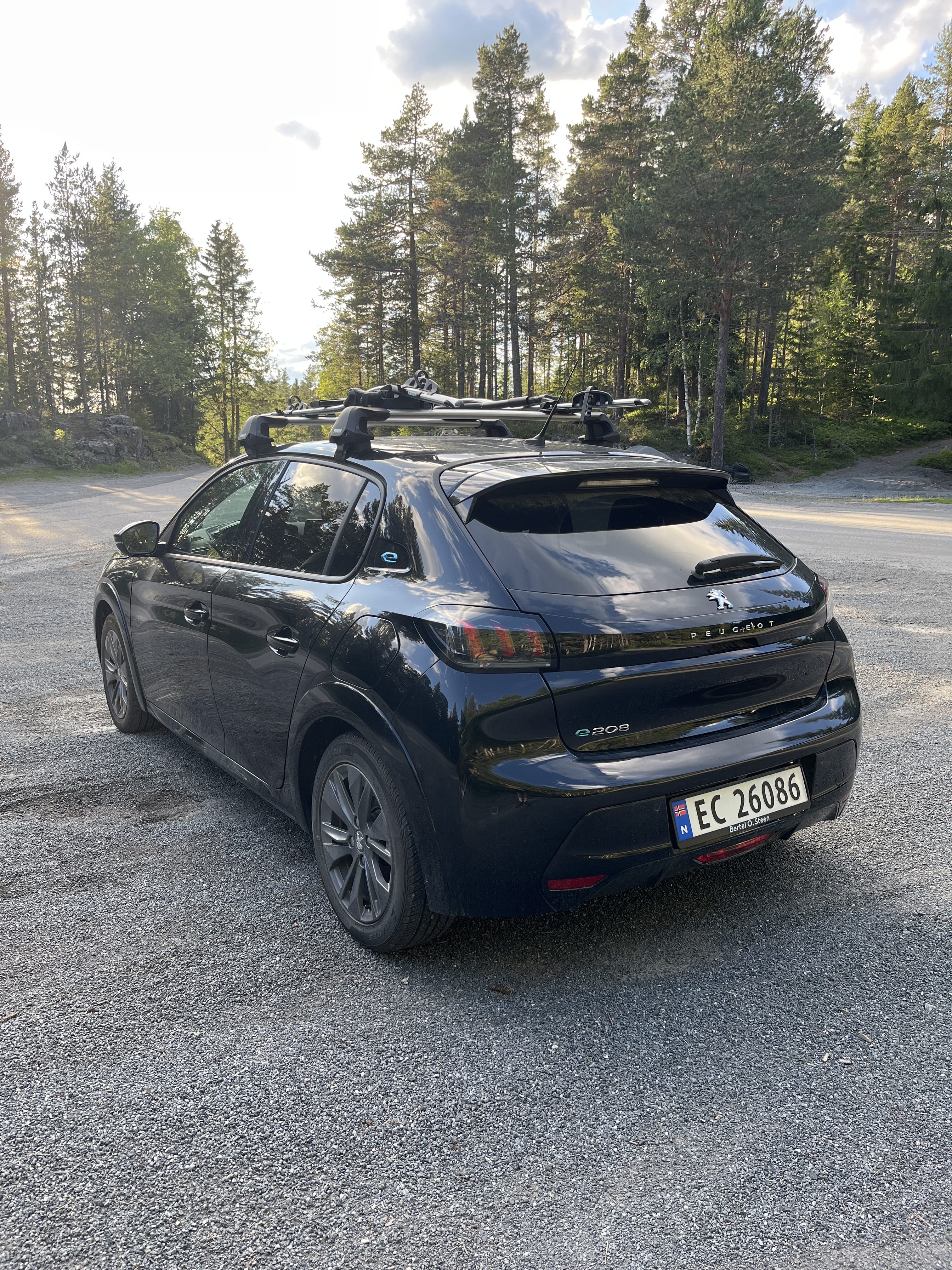 Peugeot e-208 Style med GPS