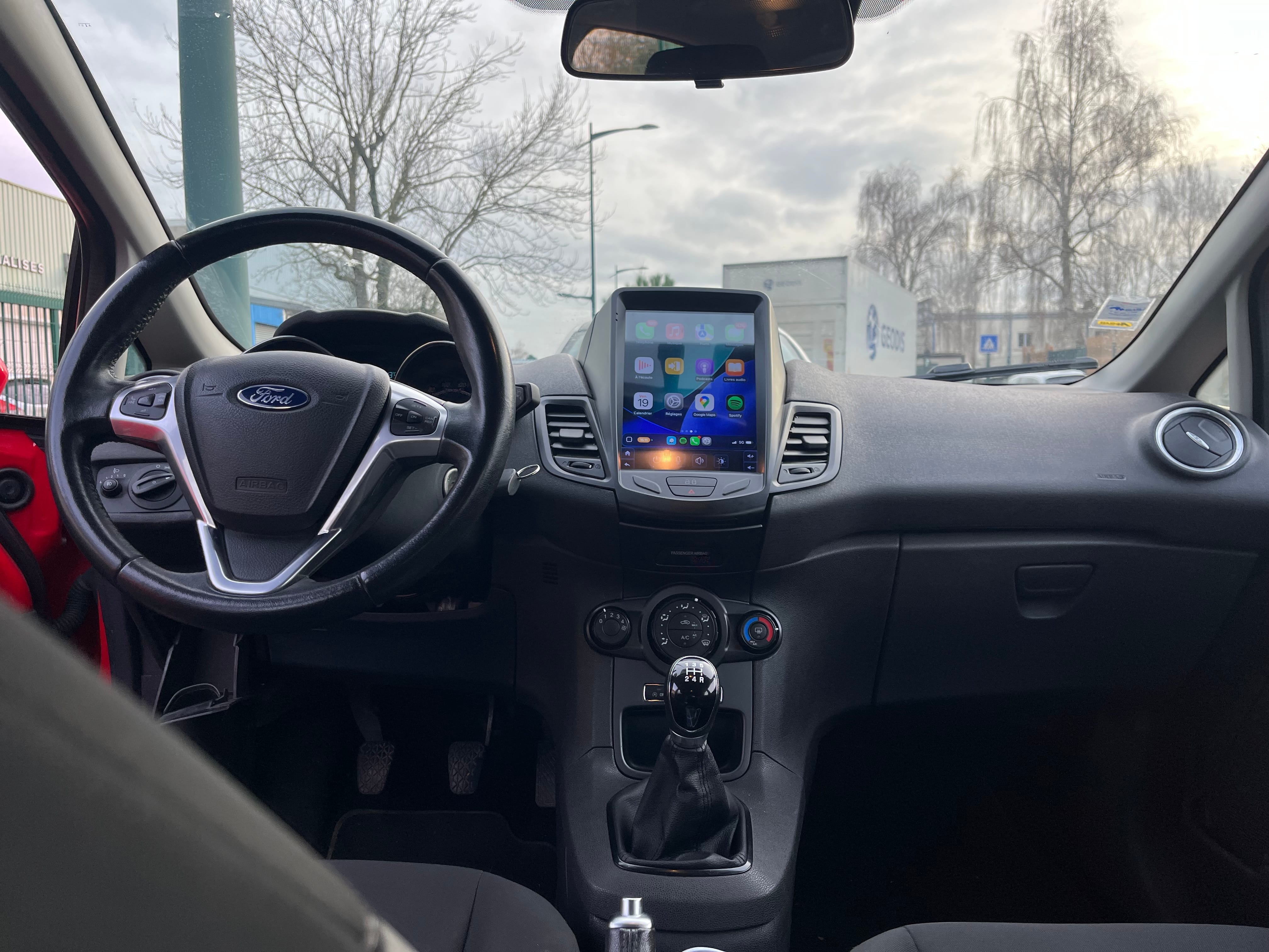 Ford Fiesta avec Audio Bluetooth