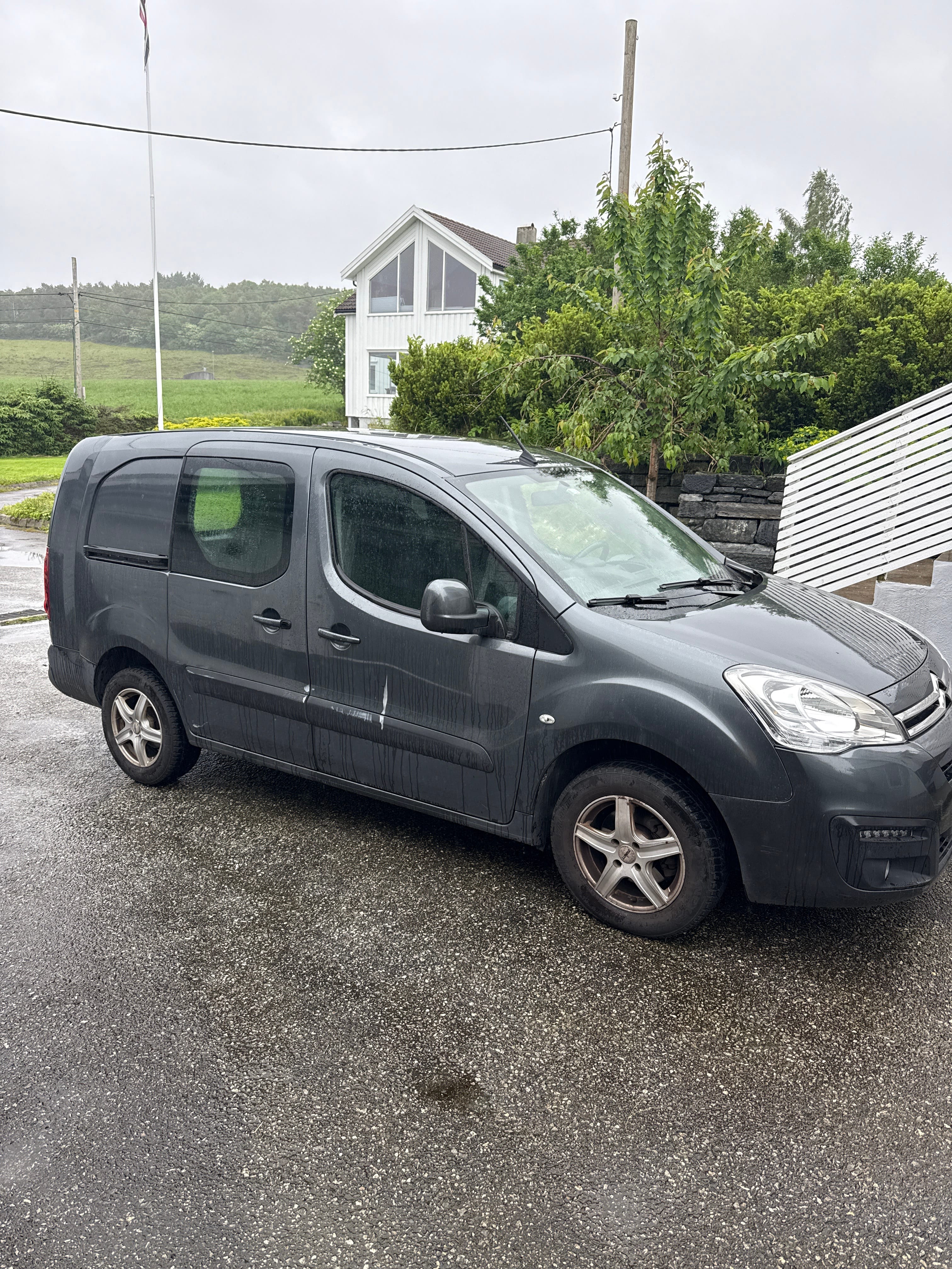 Citroen Berlingo med Aircondition