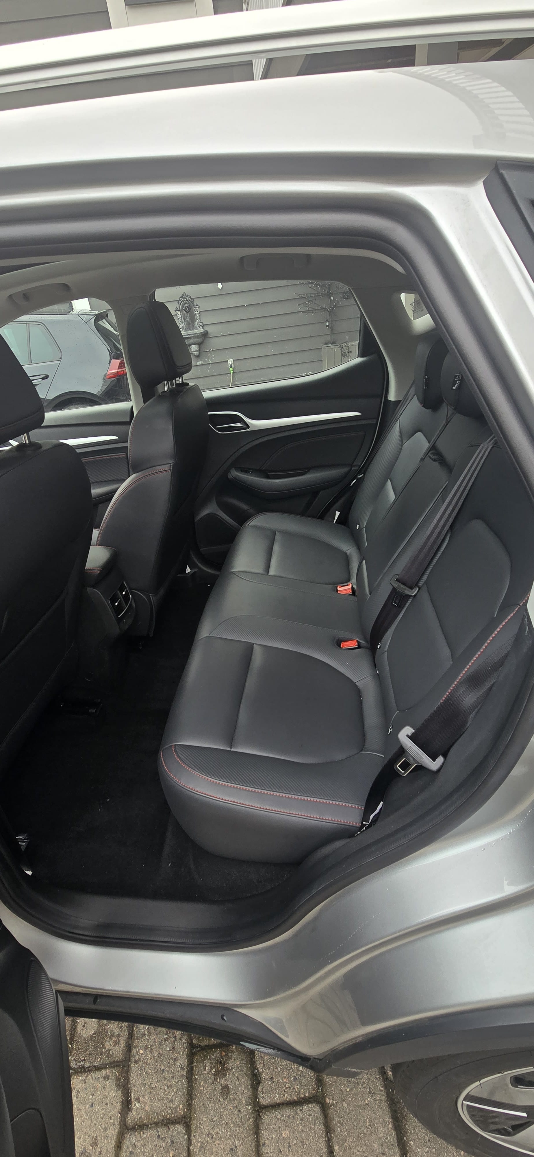 MG ZS EV med Vinterdekk