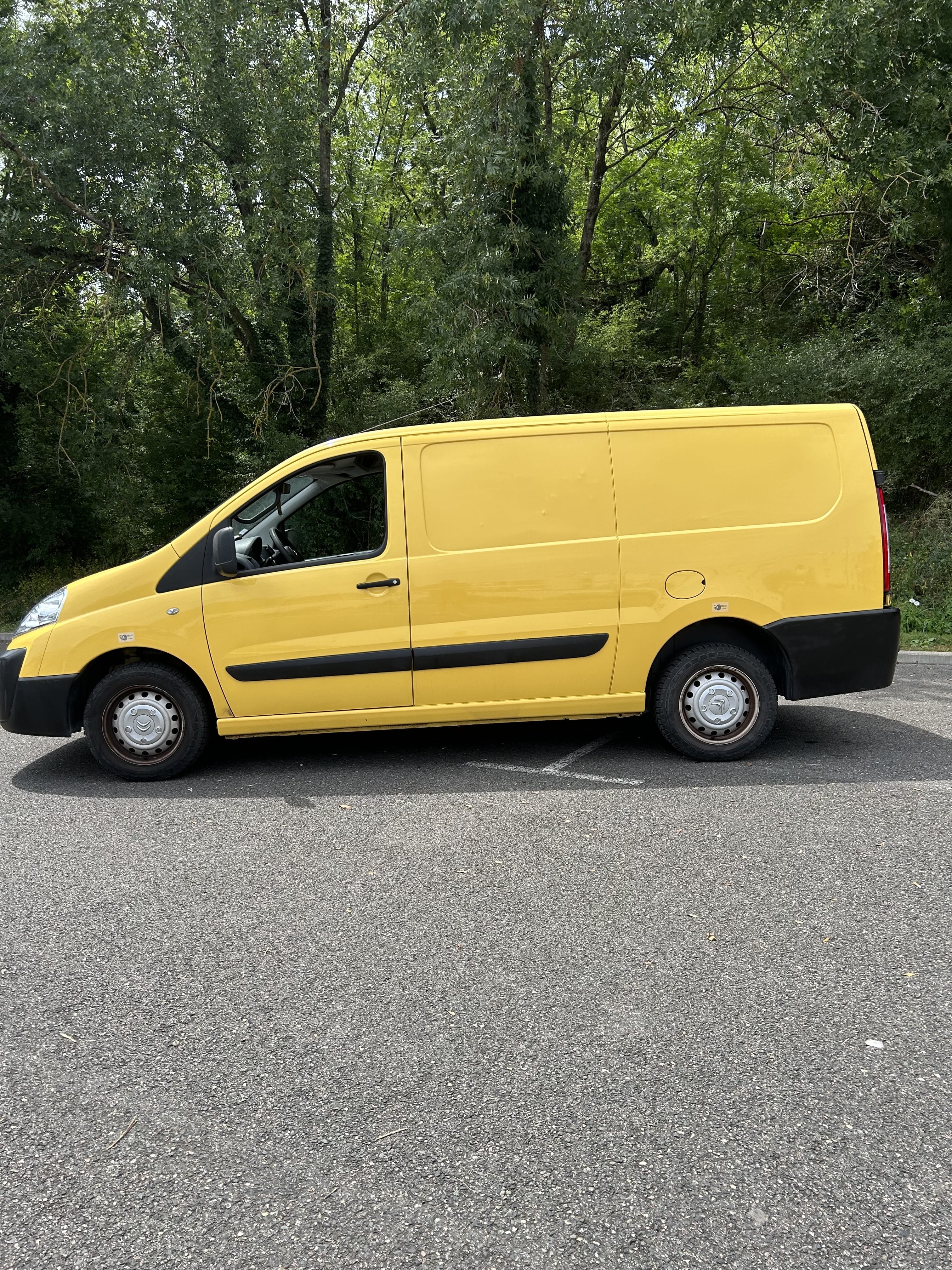 Citroen Jumpy Long 6M3 + Diable