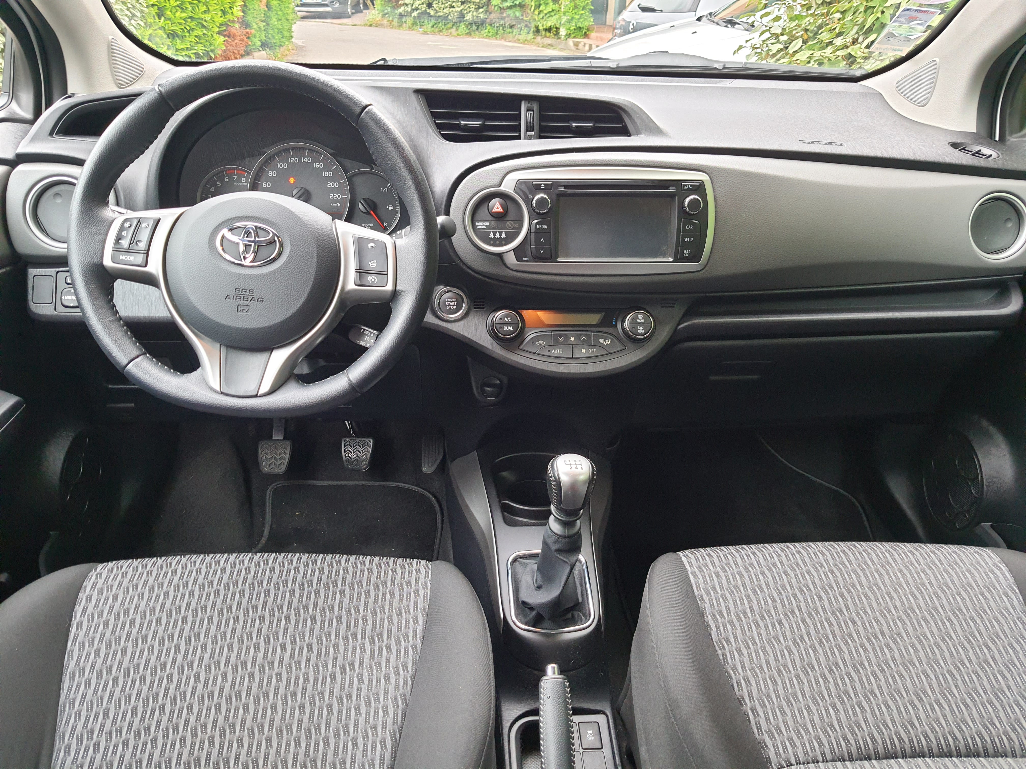 Toyota Yaris met Cruise control