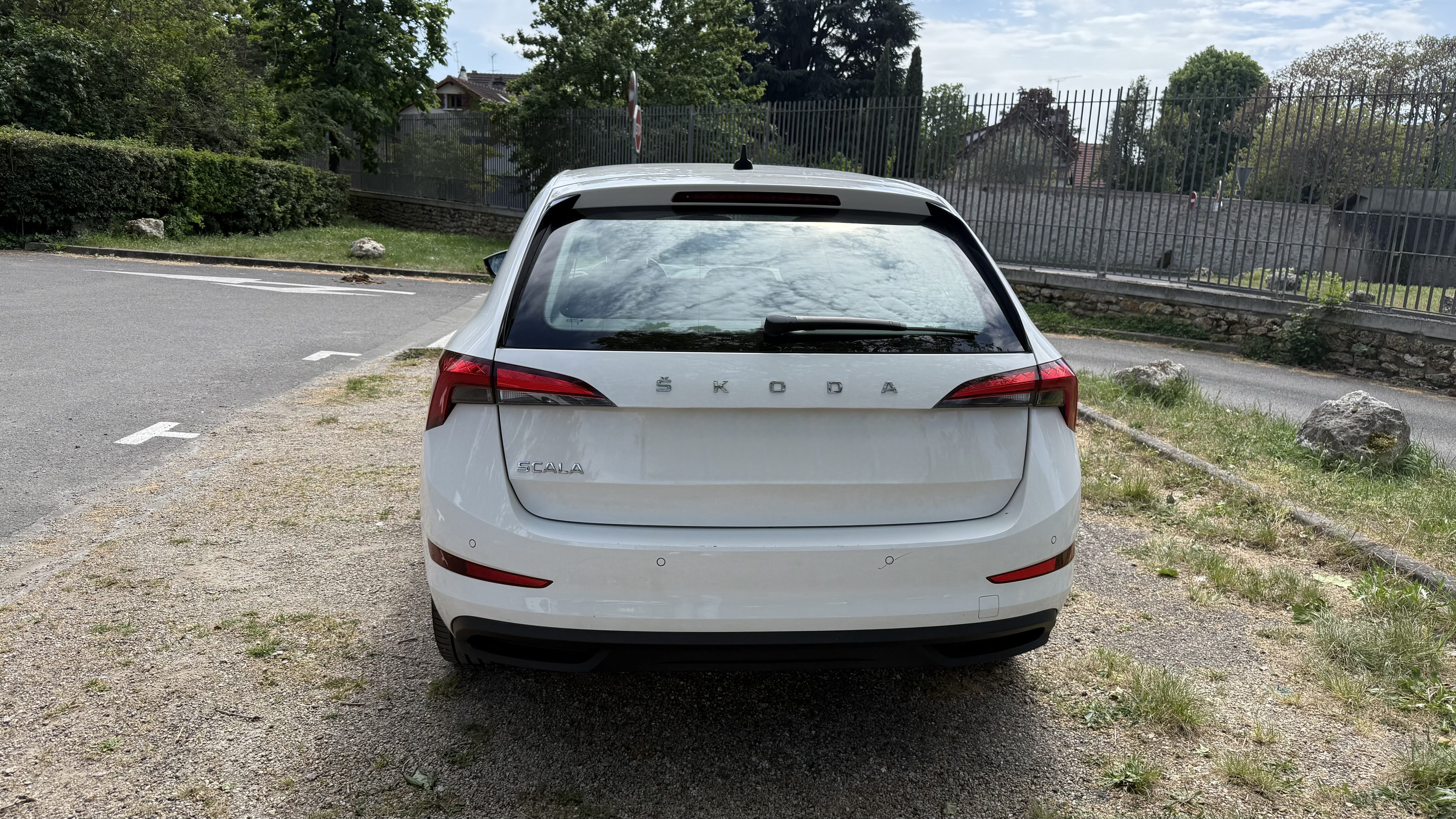 Skoda Scala avec Régulateur de vitesse