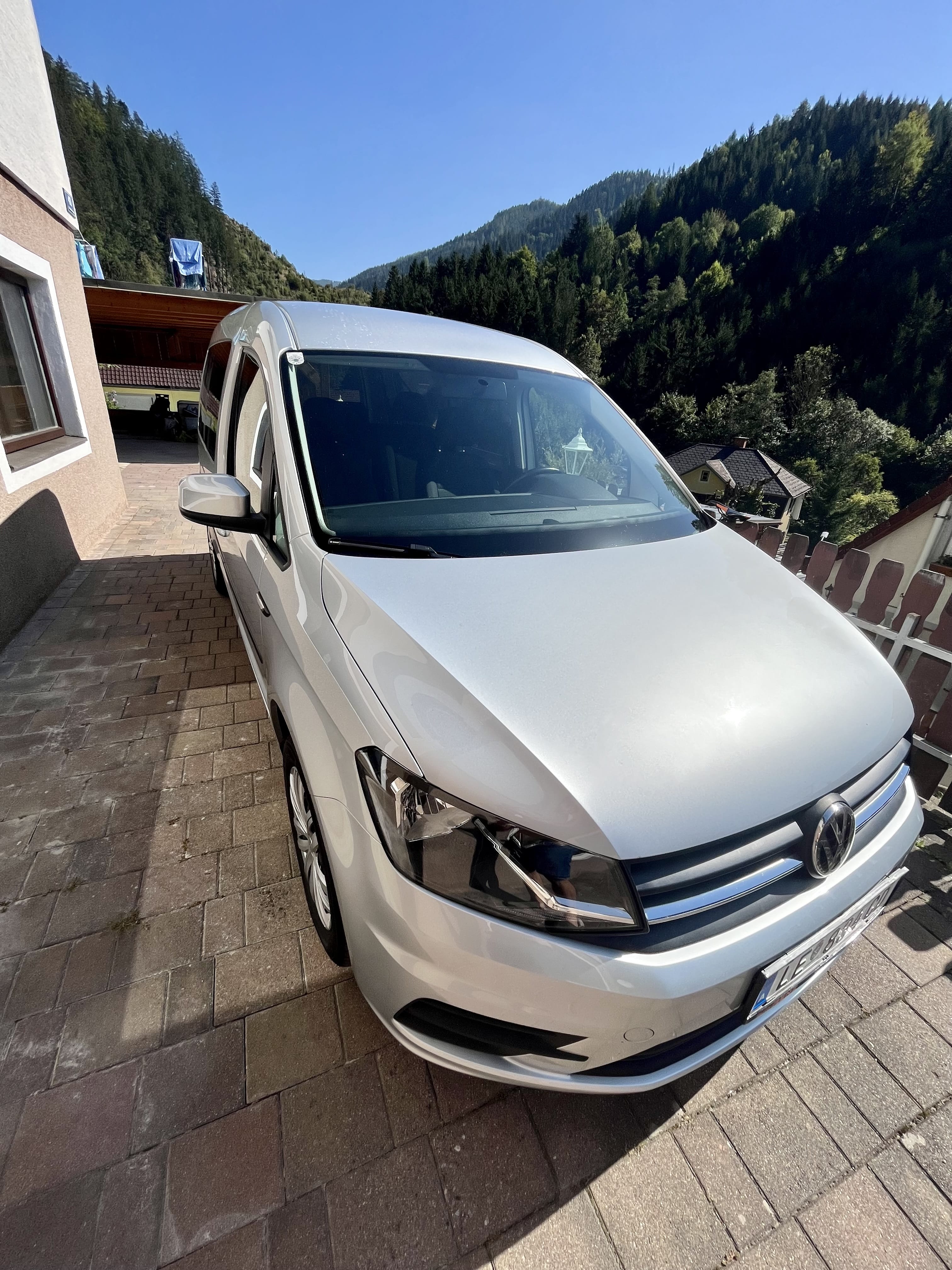 Volkswagen Caddy Maxi mit Klimaanlage