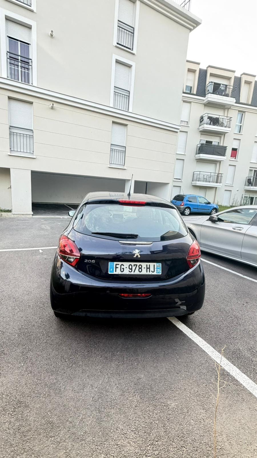 Peugeot 208 avec GPS