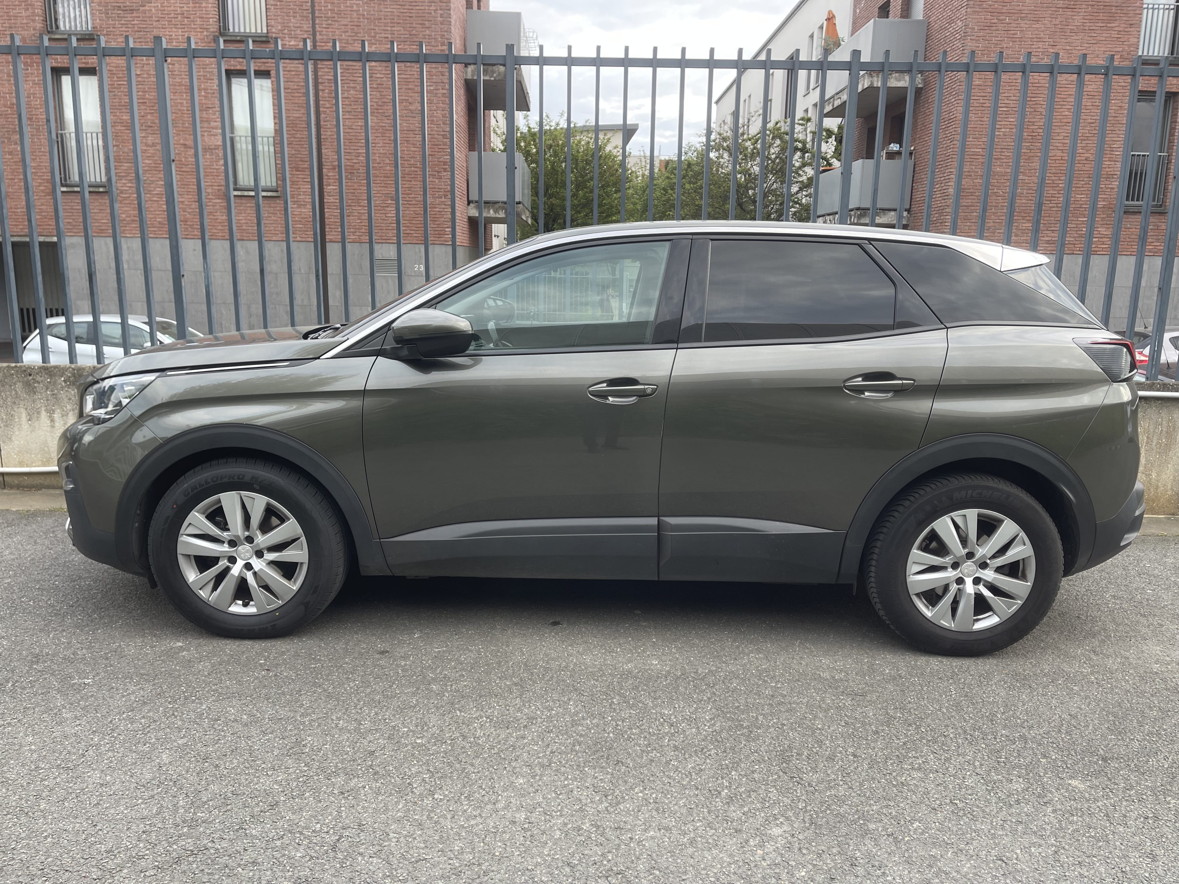 Peugeot 3008 avec Climatisation