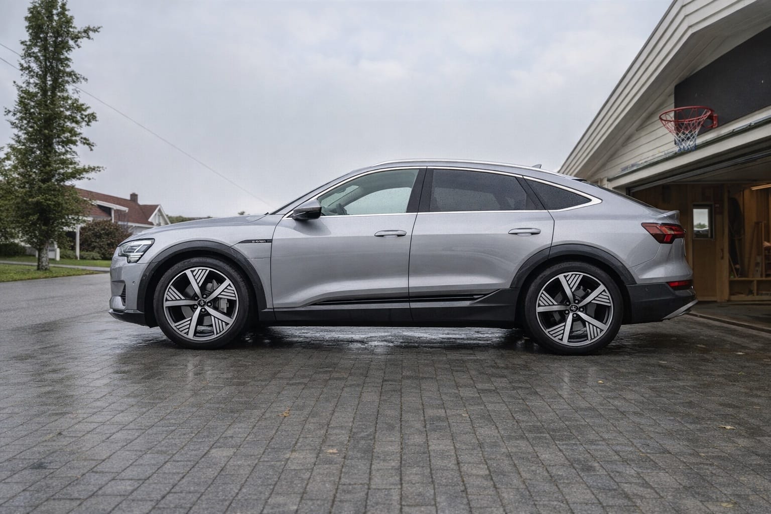 Audi e-tron Sportback S-Line med Firehjulstrekk