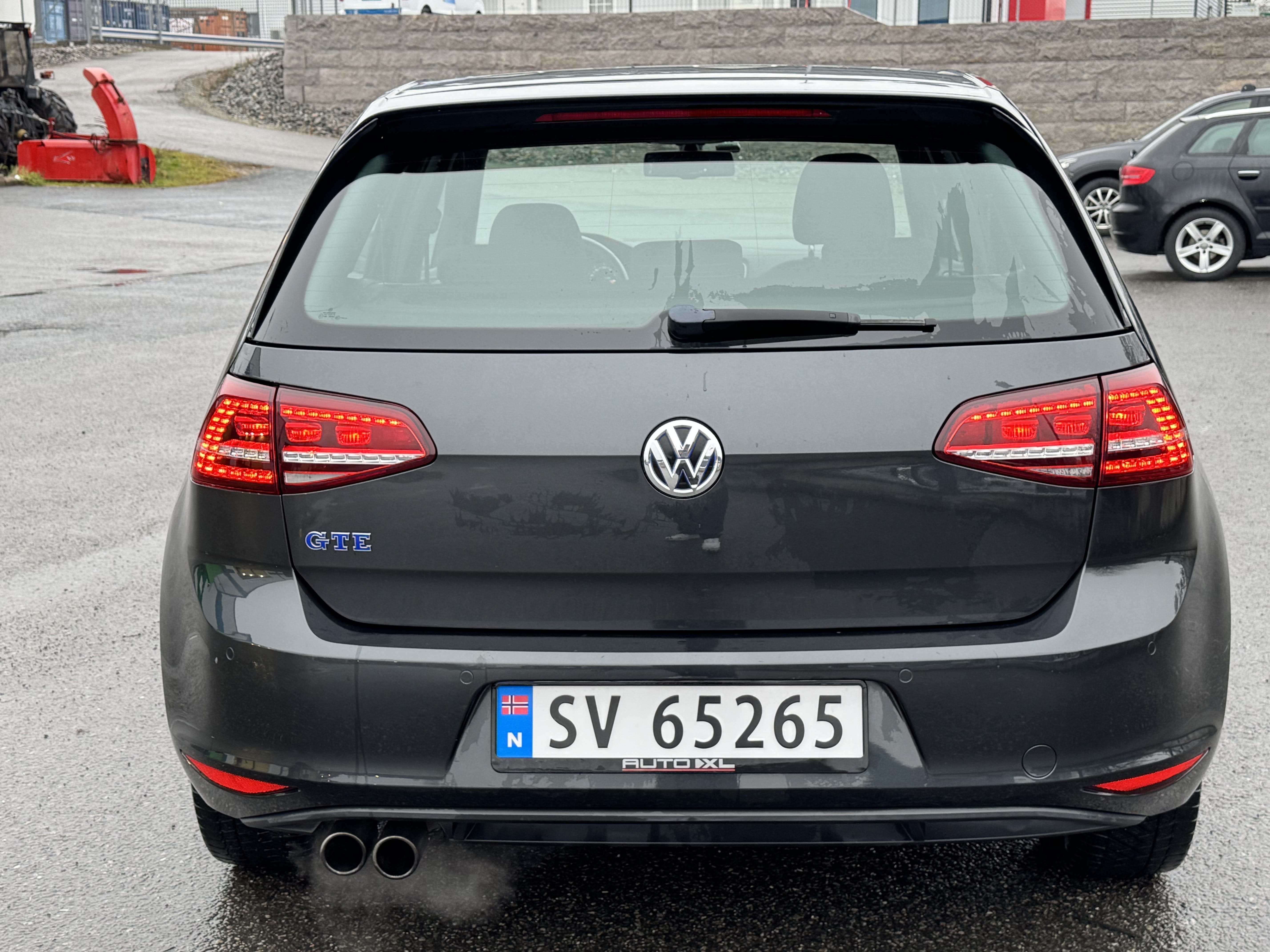 Volkswagen Golf GTE 1.4L Turbocharged TSI with GPS