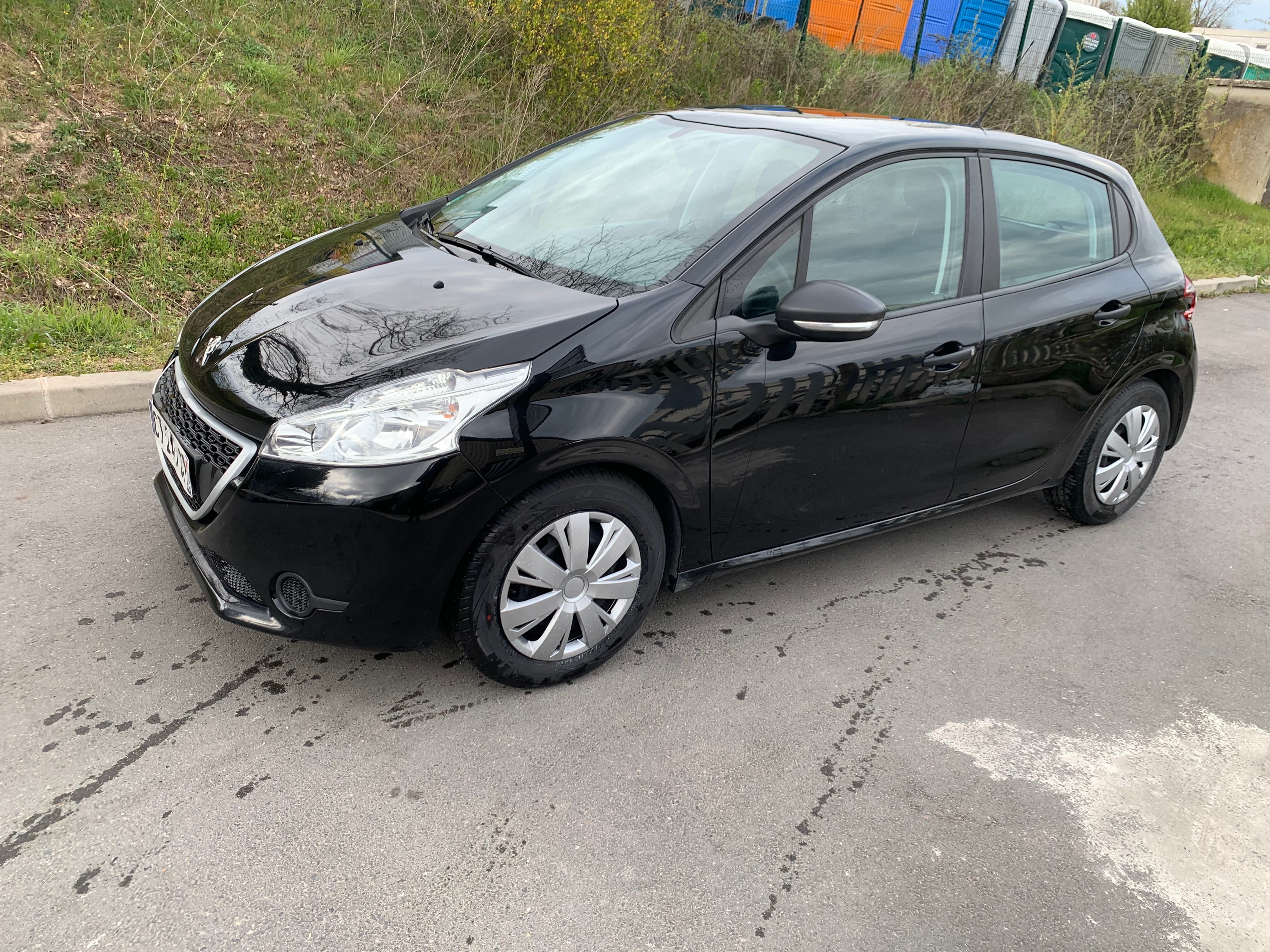 Peugeot 208 avec Climatisation