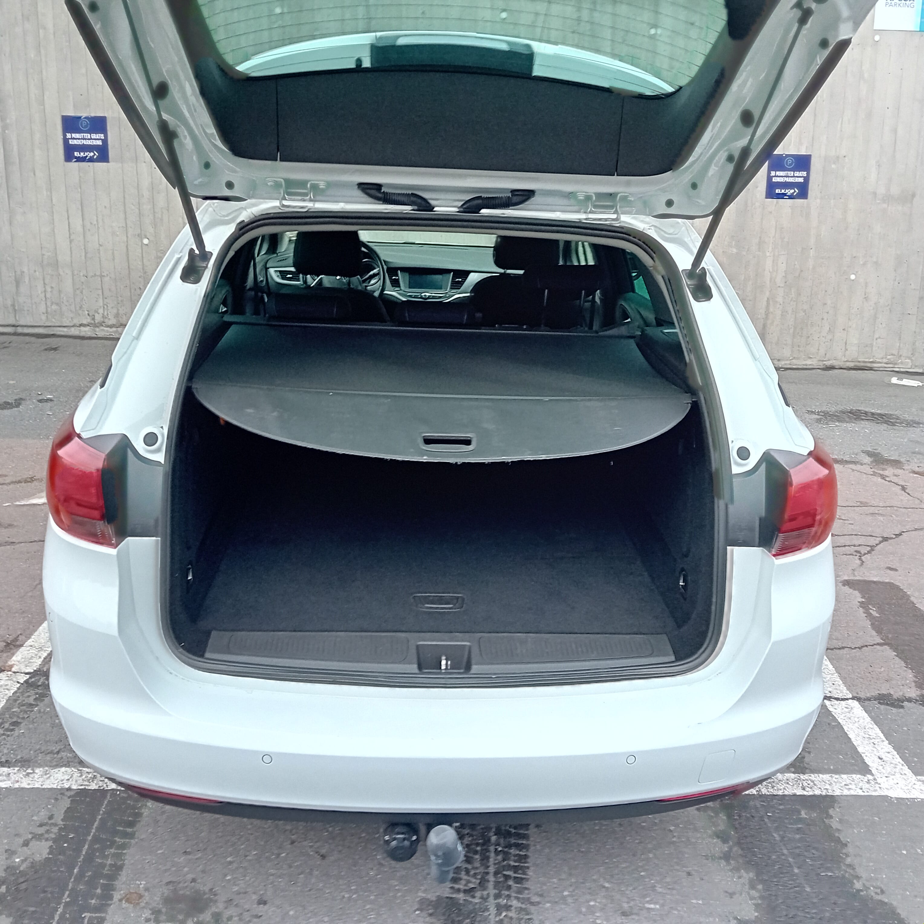 Opel Astra Stasjonsvogn Sports Tourer 1,4 Turbo 150hk Innovation aut mit Bluetooth-Audio