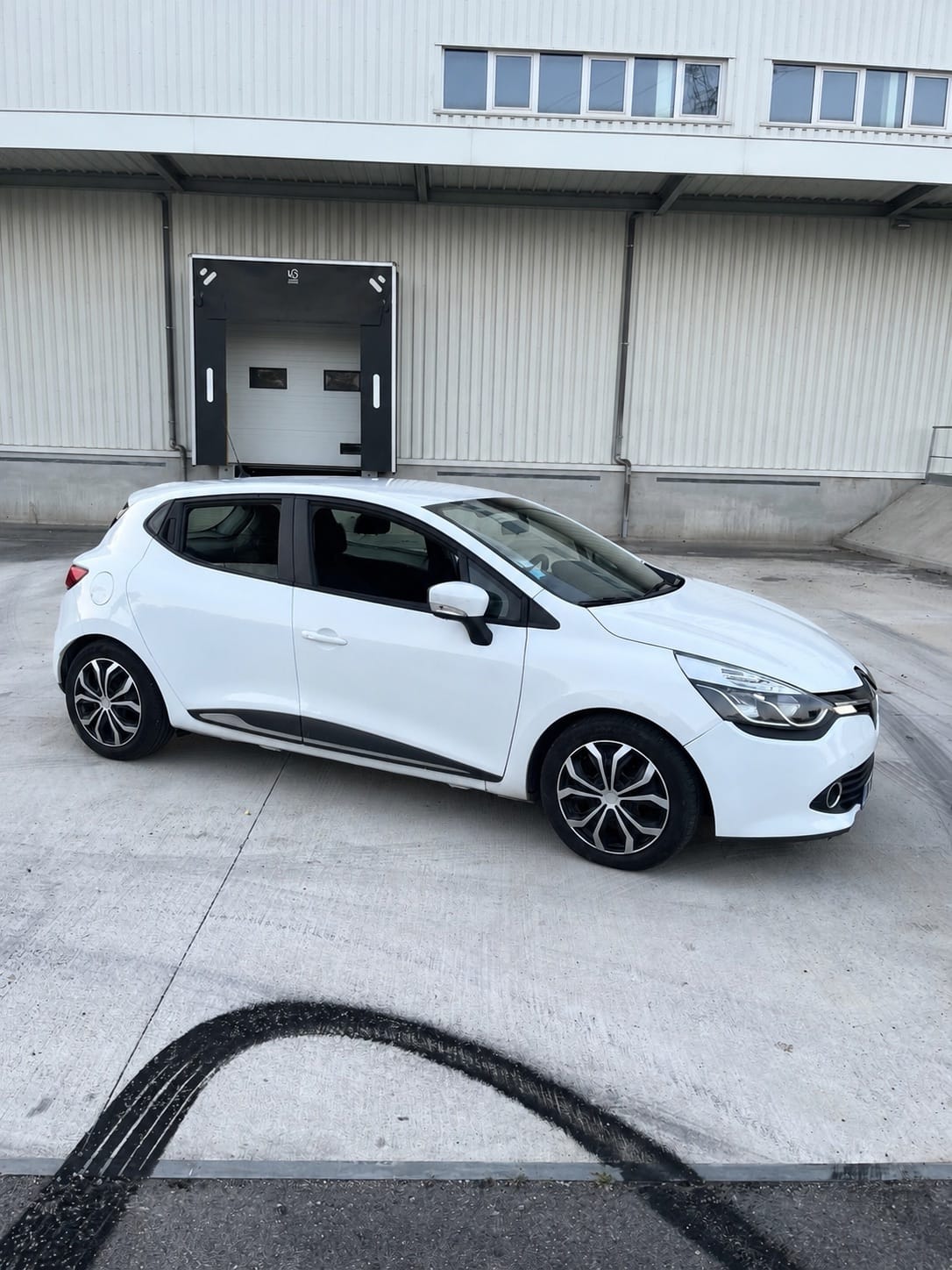 Renault Clio avec Climatisation