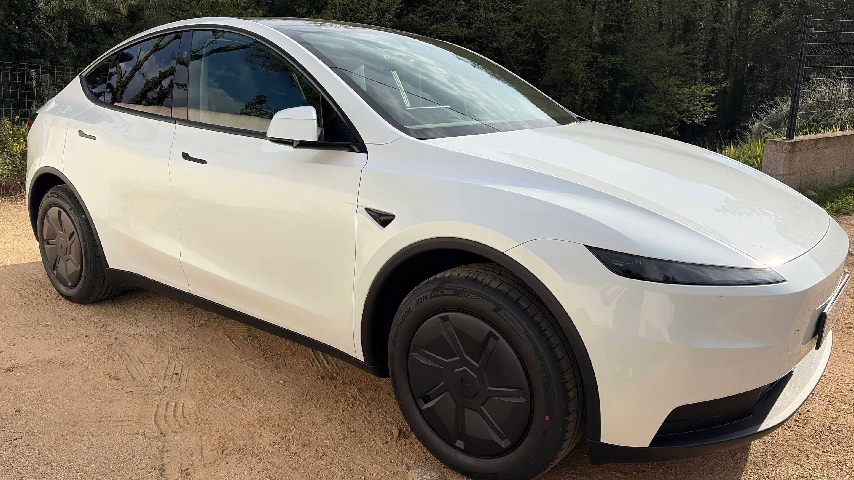 Tesla Model Y, 2026, Électrique, automatique