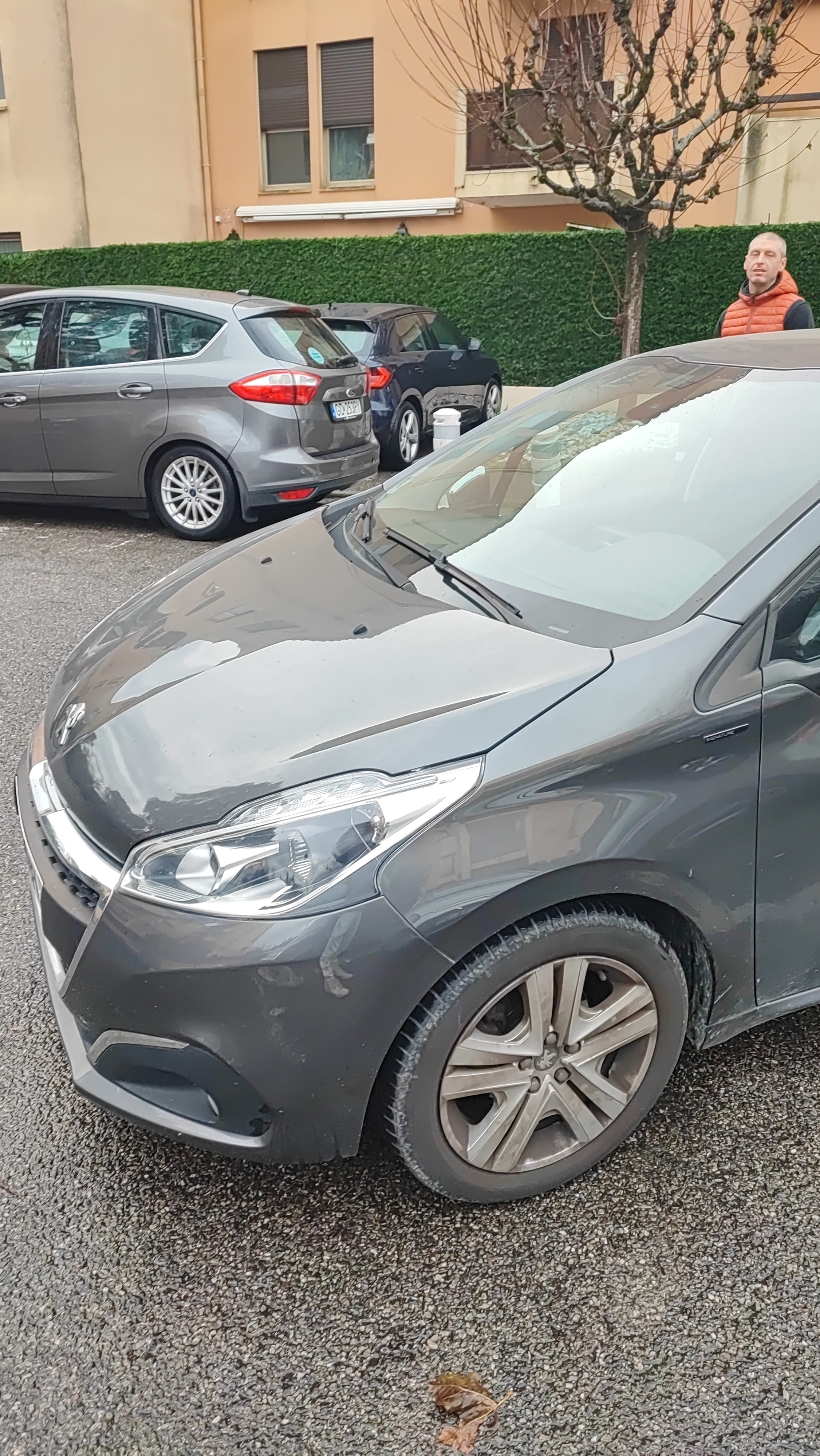 Peugeot 208 avec GPS