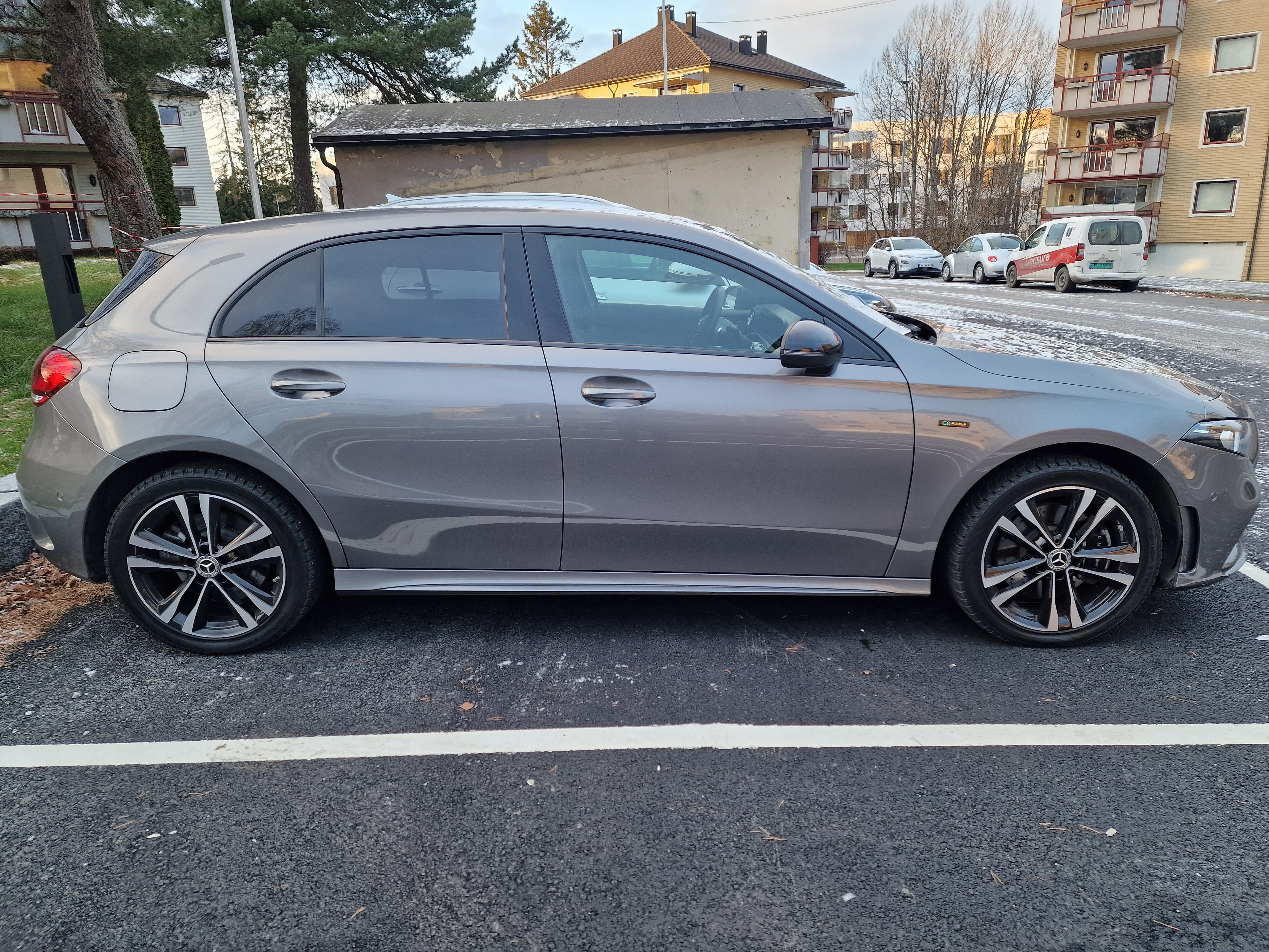 Mercedes-Benz A-Klasse 250 e med Aircondition