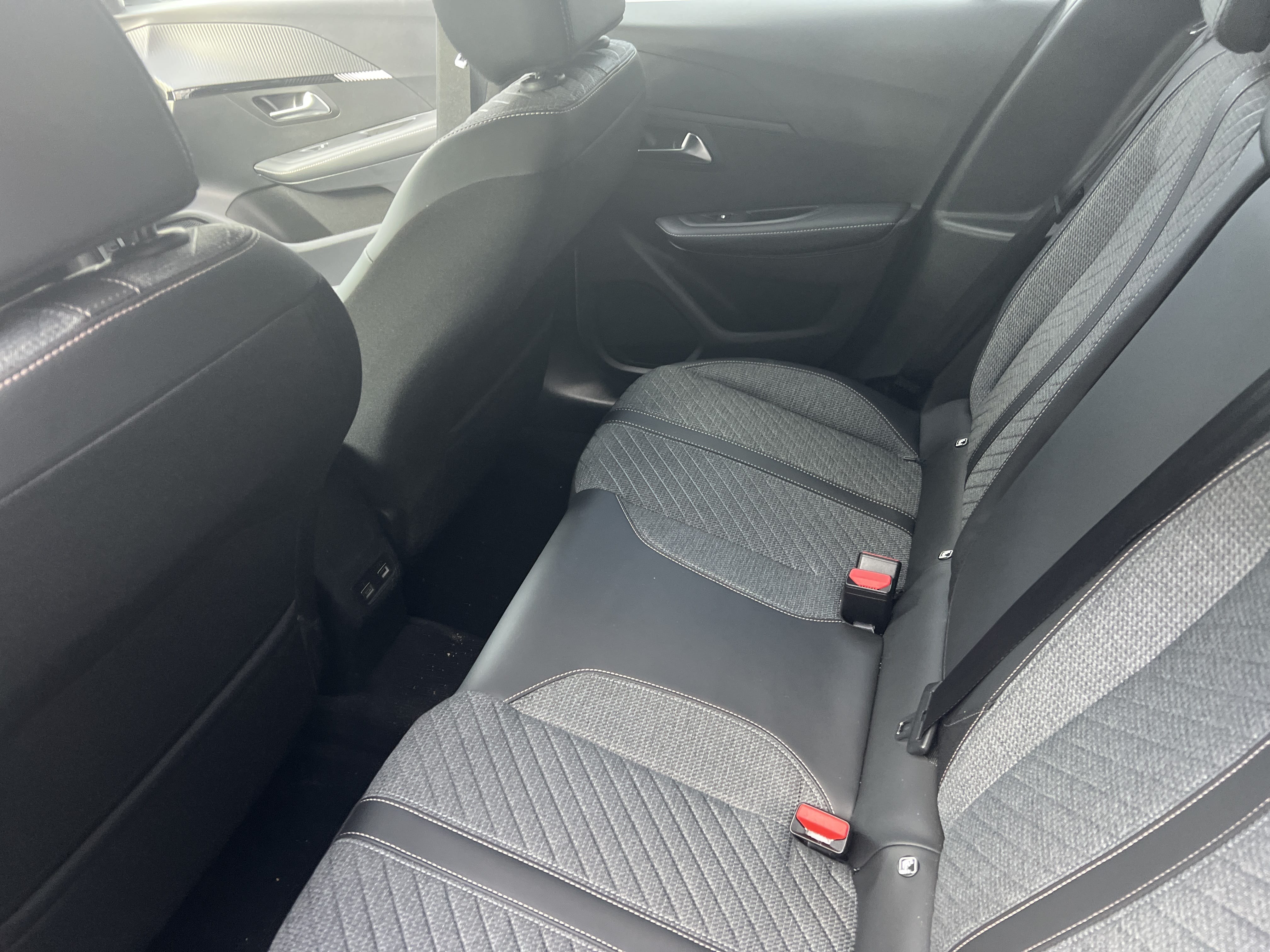 Peugeot 208 avec Android Auto