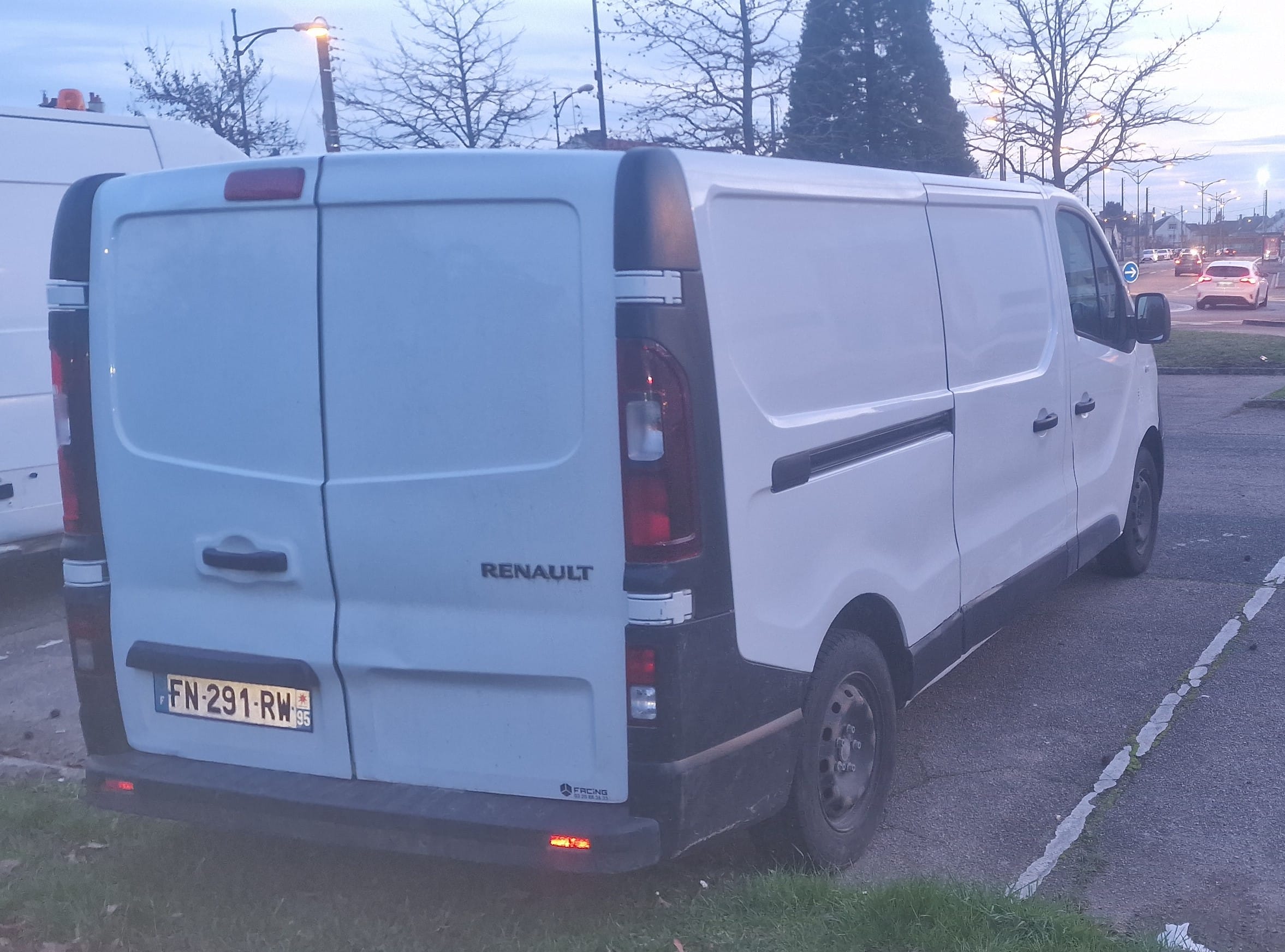 Renault Trafic Renault Trafic Eco 2.0 FN291 avec Audio Bluetooth