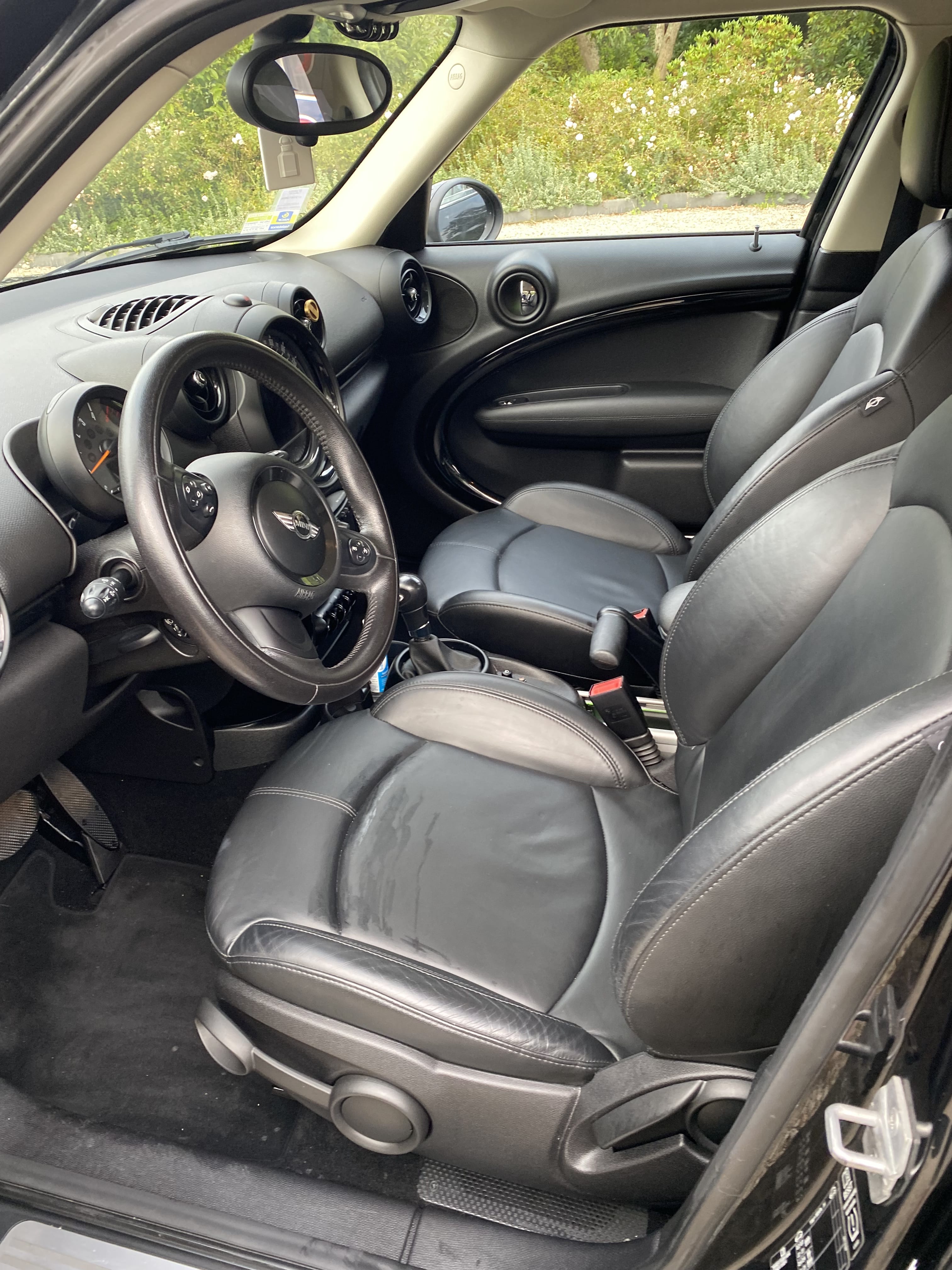 Mini Countryman Cooper SD avec Coffre de toit