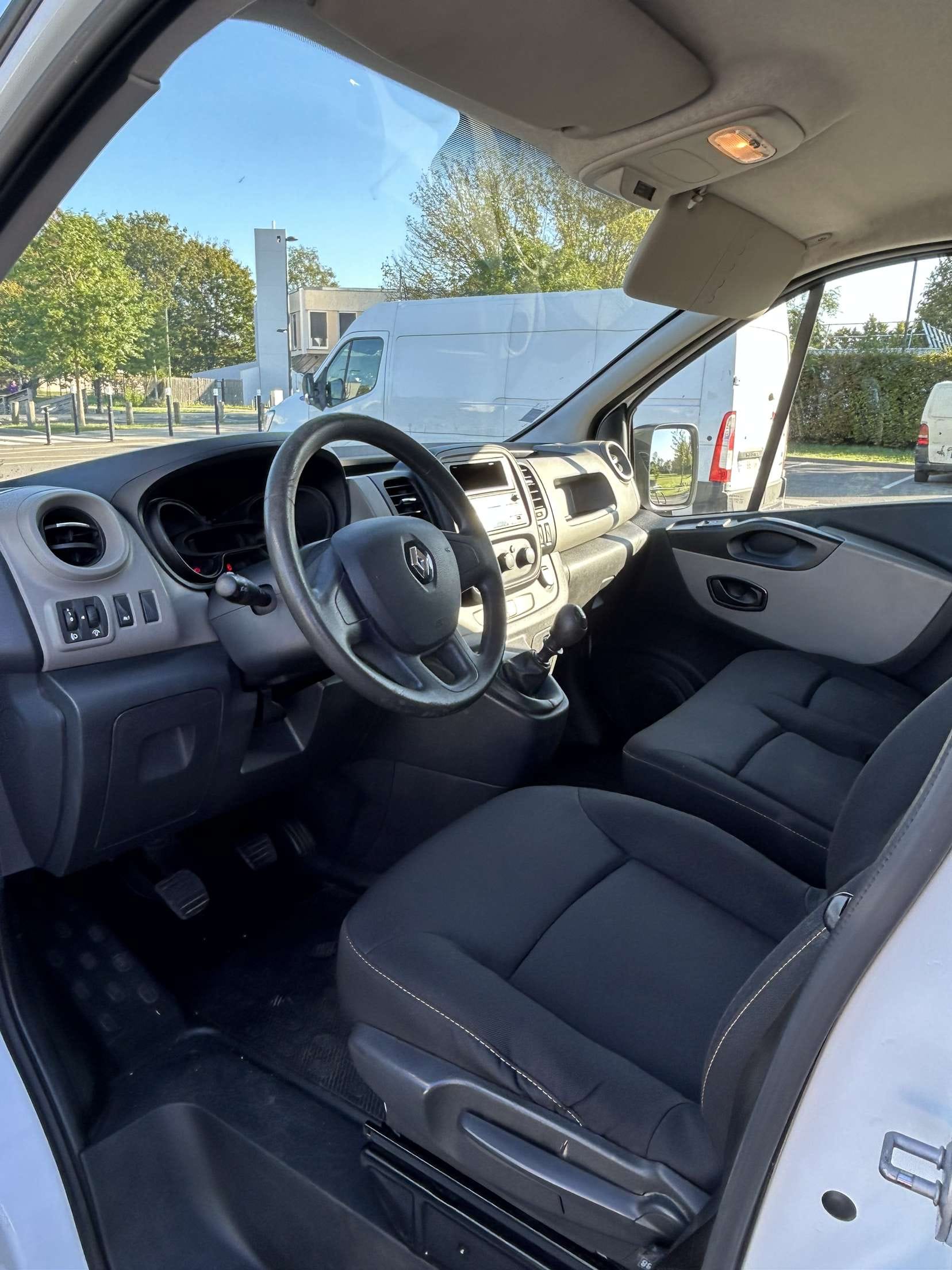 Renault Trafic L2H1 version rallongée