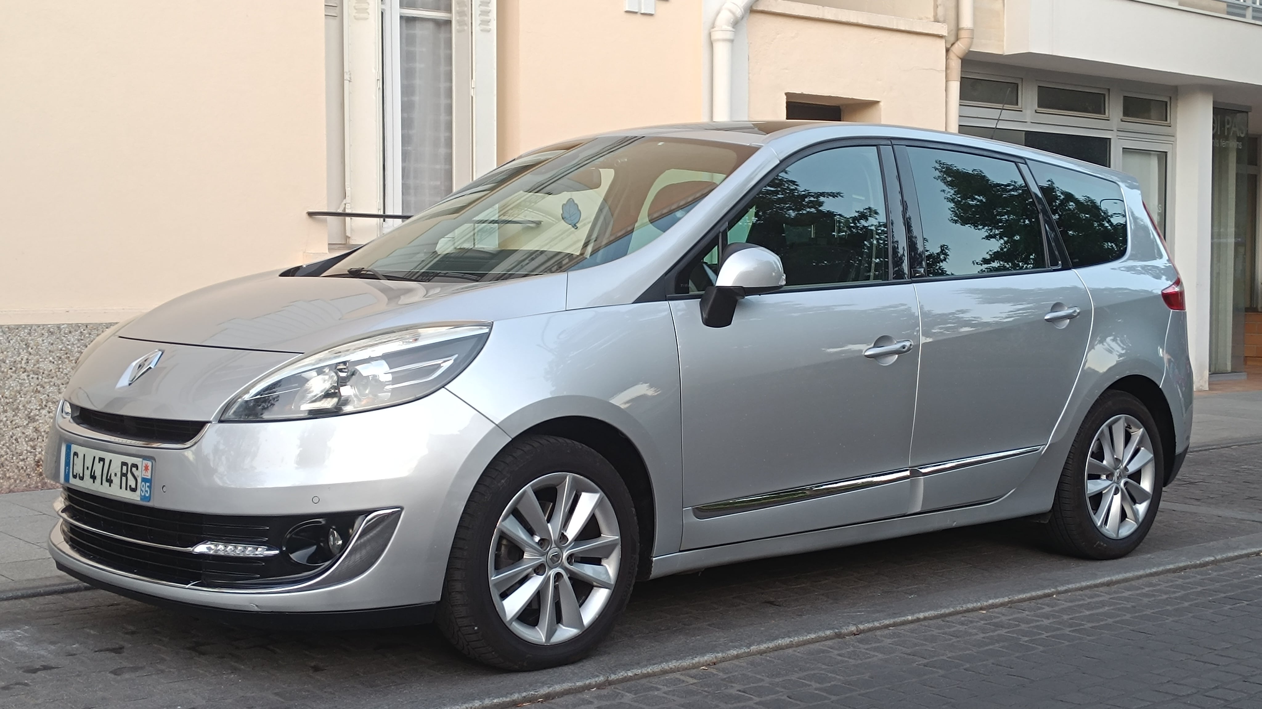 Renault Grand Scenic, 2012, Diesel, 7 places