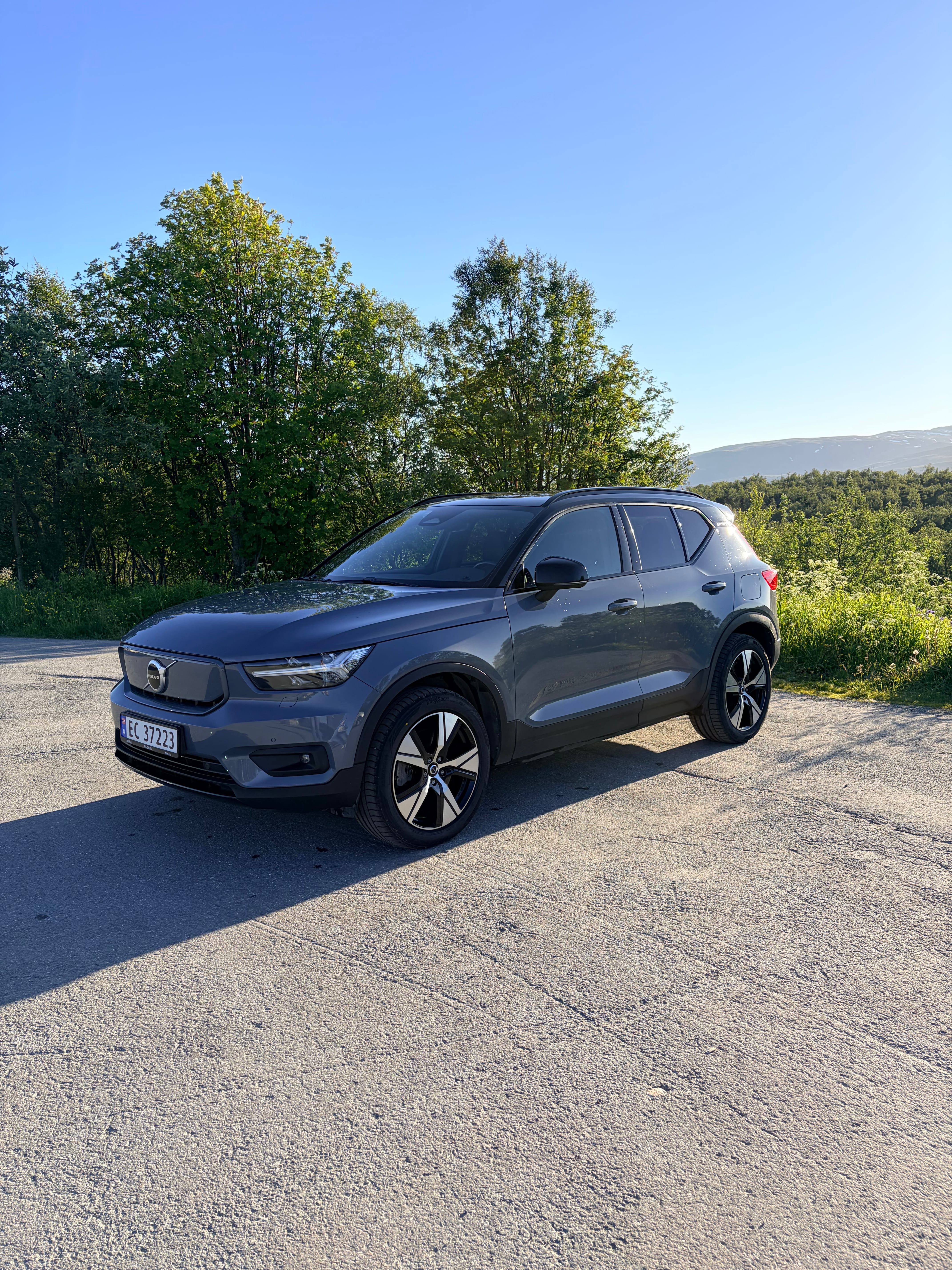 Volvo XC40 Recharge med Cruisekontroll