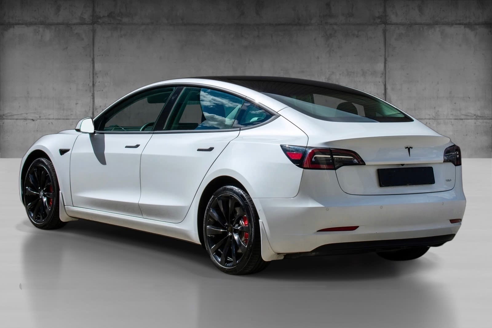Tesla Model 3 med Ryggekamera