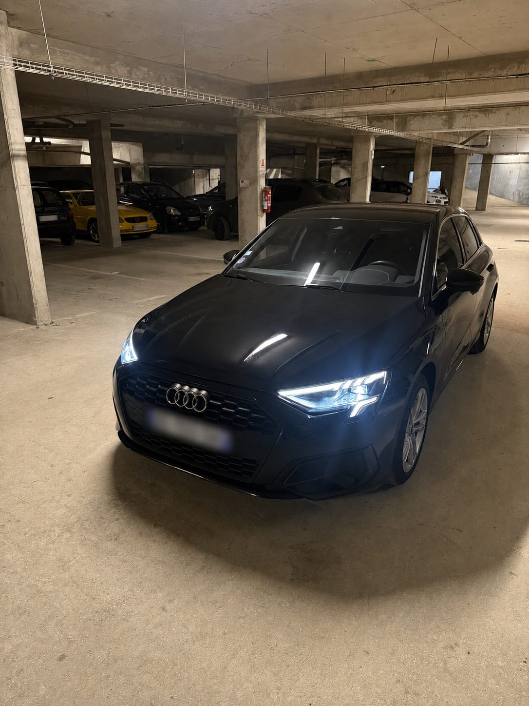 Audi A3 Sportback, 2022, Essence 95 / Électrique (hybride), automatique