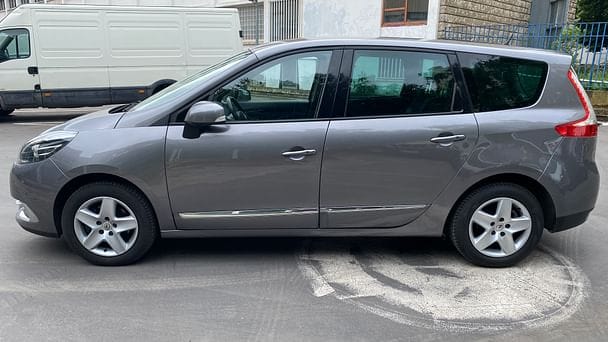 Renault Grand Scenic III 792 avec Climatisation