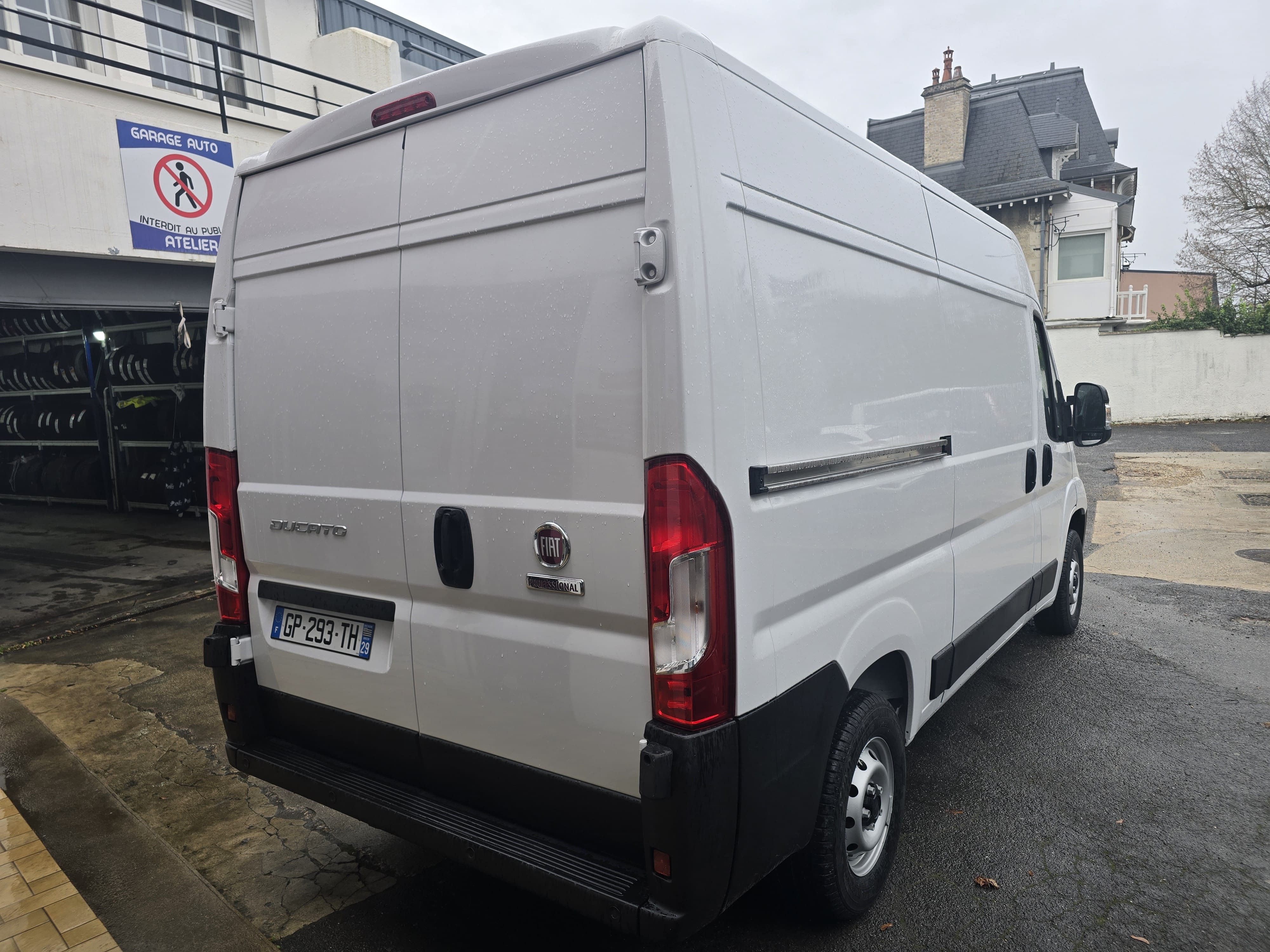 Fiat Ducato Double Cabine avec Audio Bluetooth