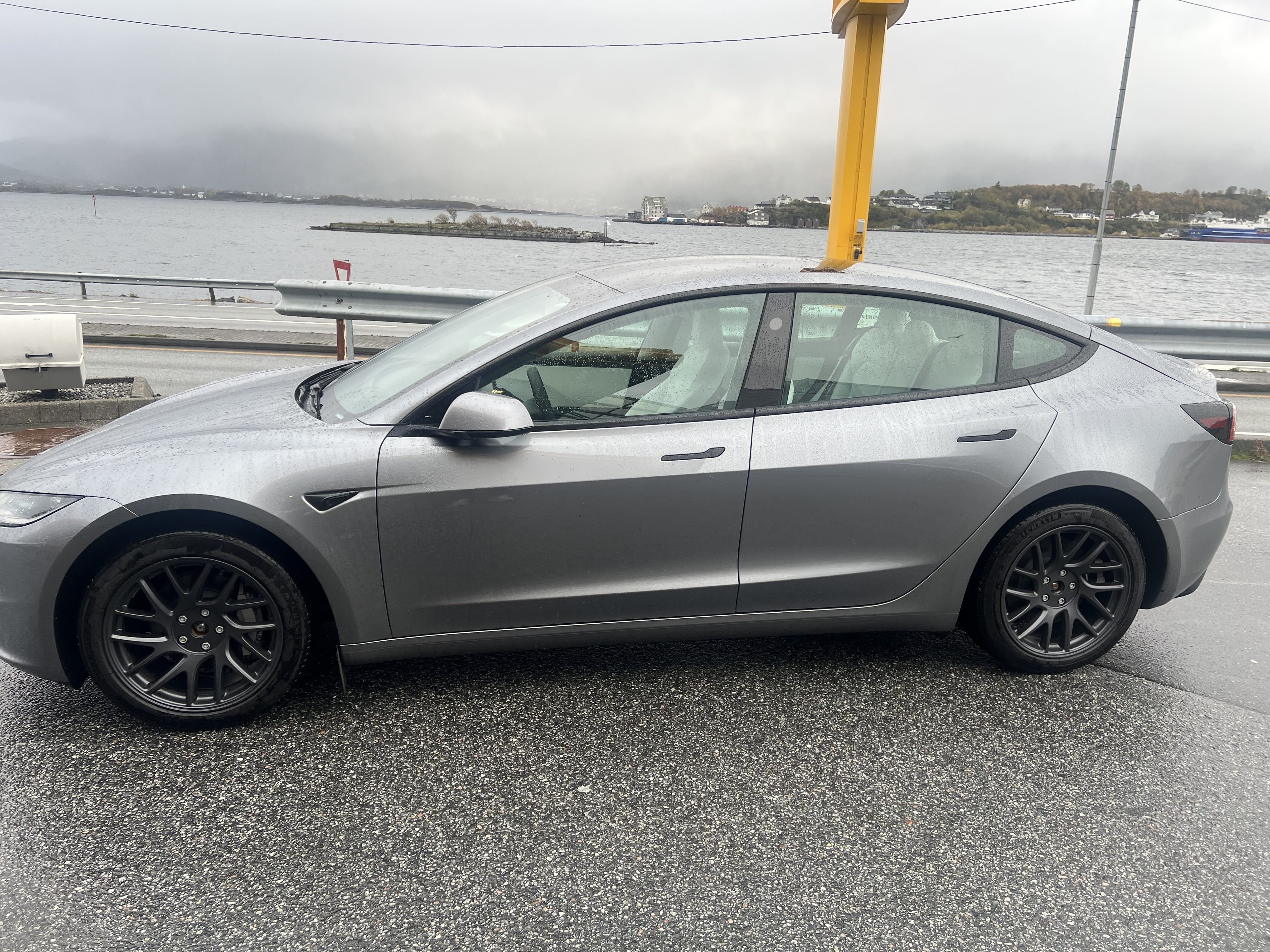 Tesla Model 3 Long Range med Aircondition