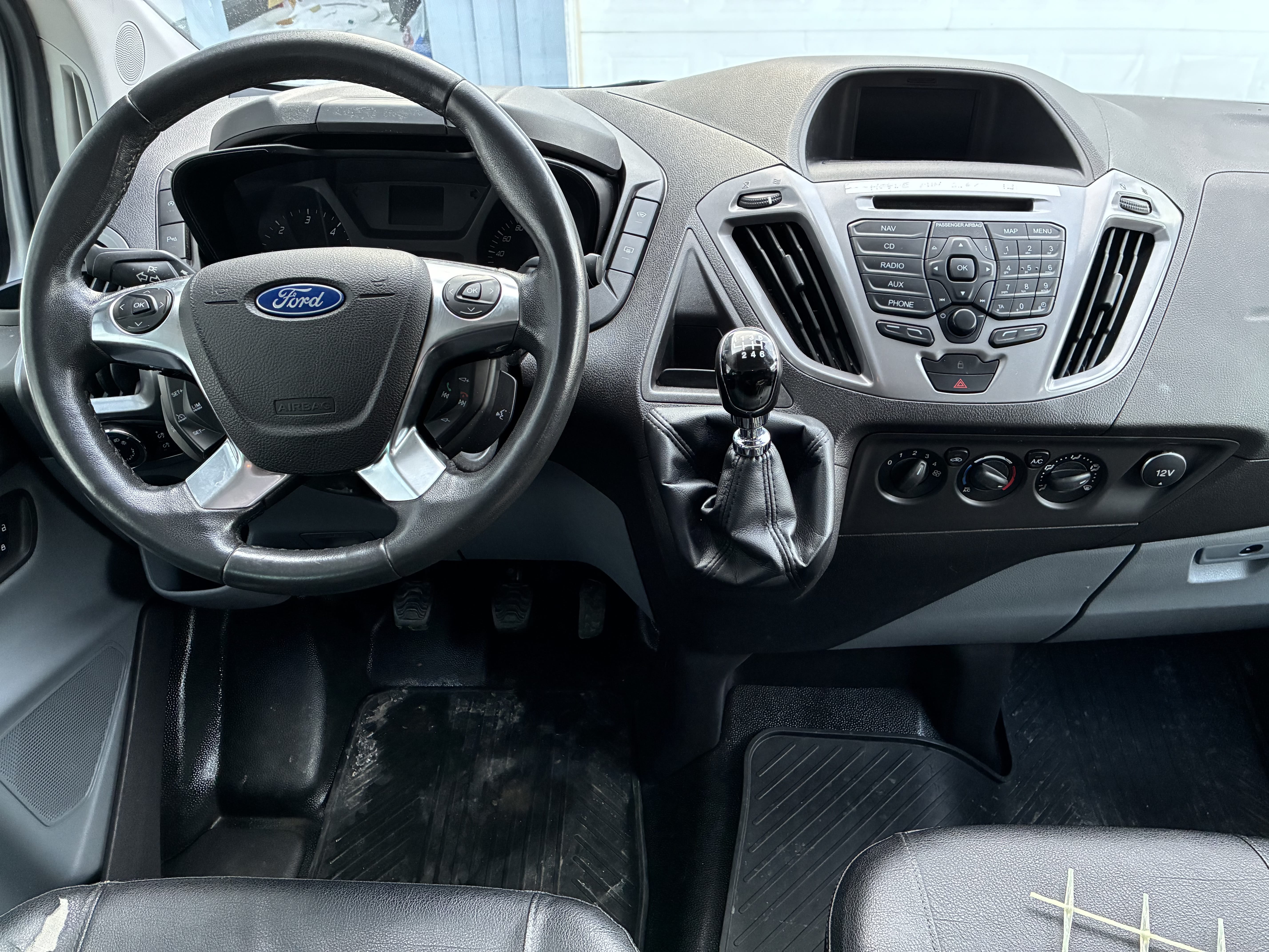 Ford Transit Custom Kombi med Cruisekontroll