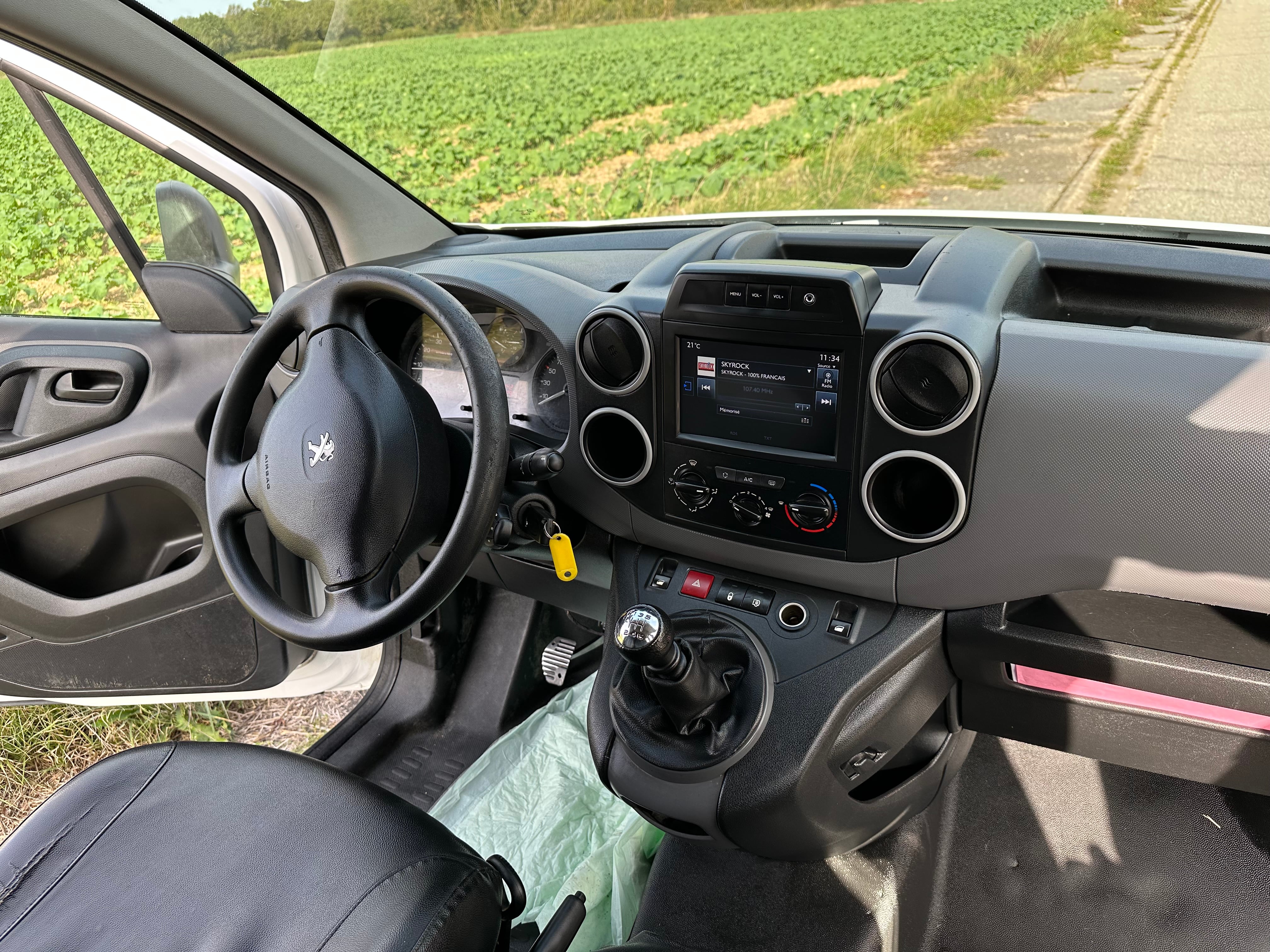 Peugeot Partner Double Cabine avec Audio Bluetooth
