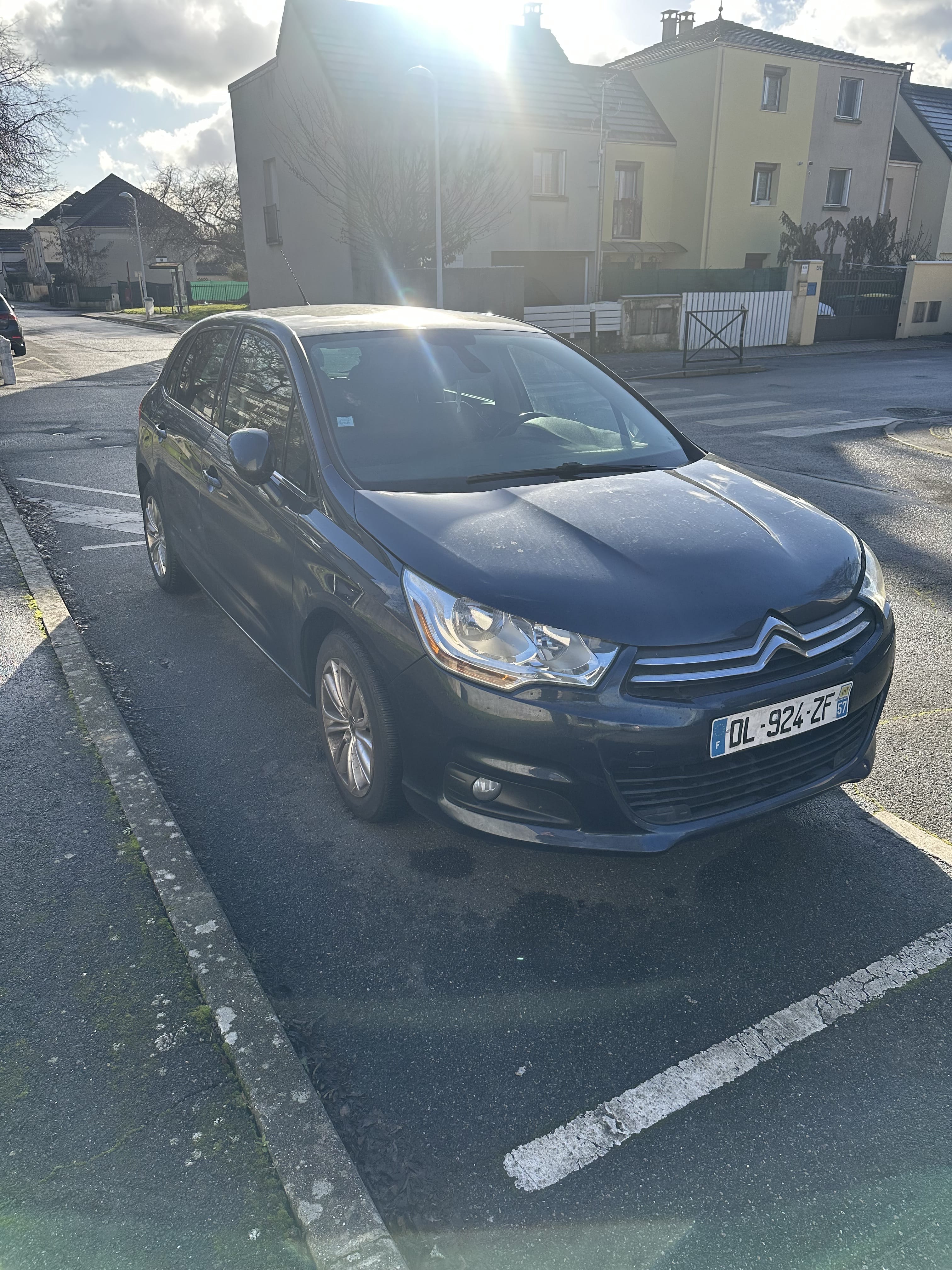 Citroen C4 avec GPS
