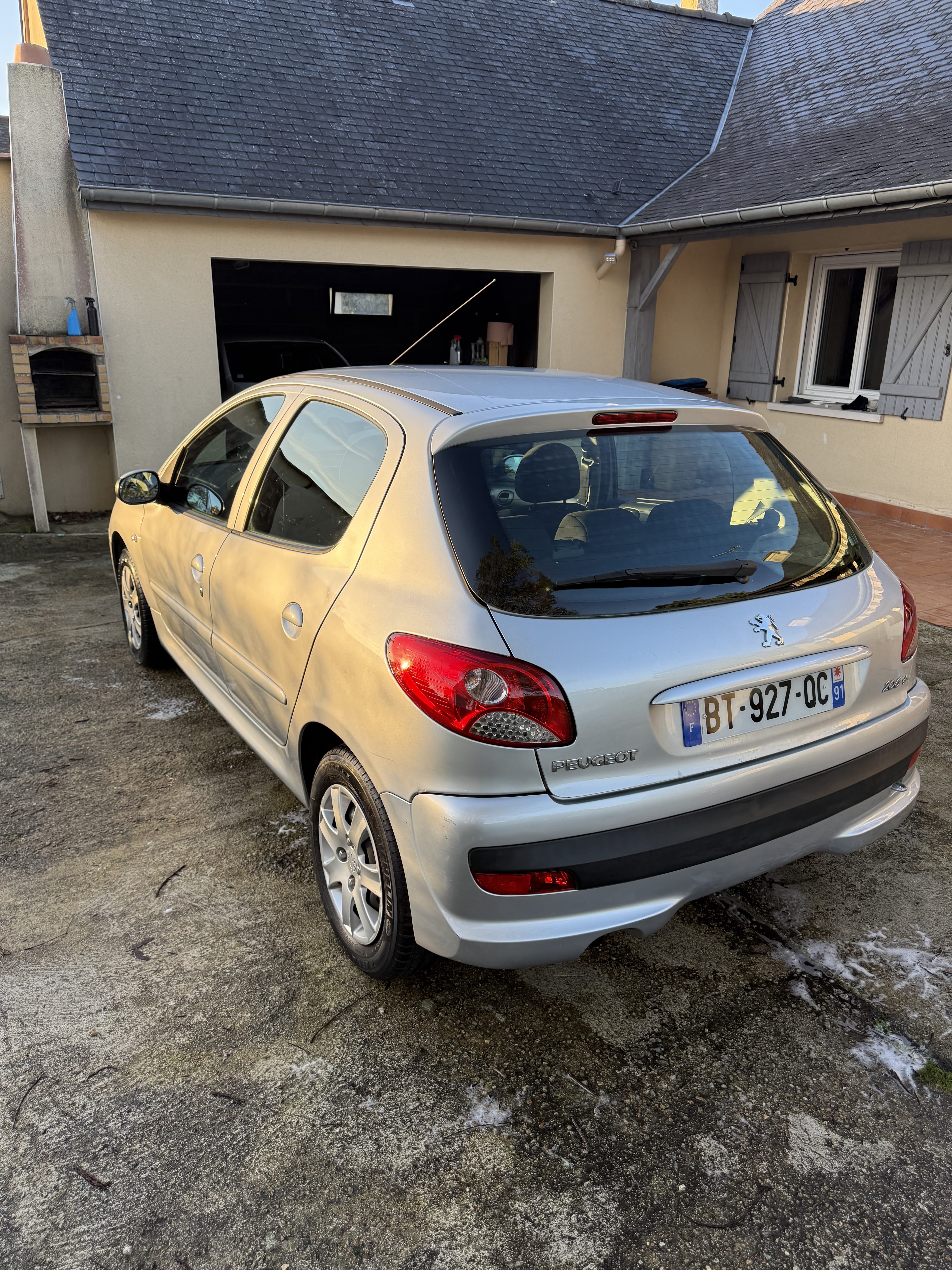 Peugeot 206+ avec Climatisation