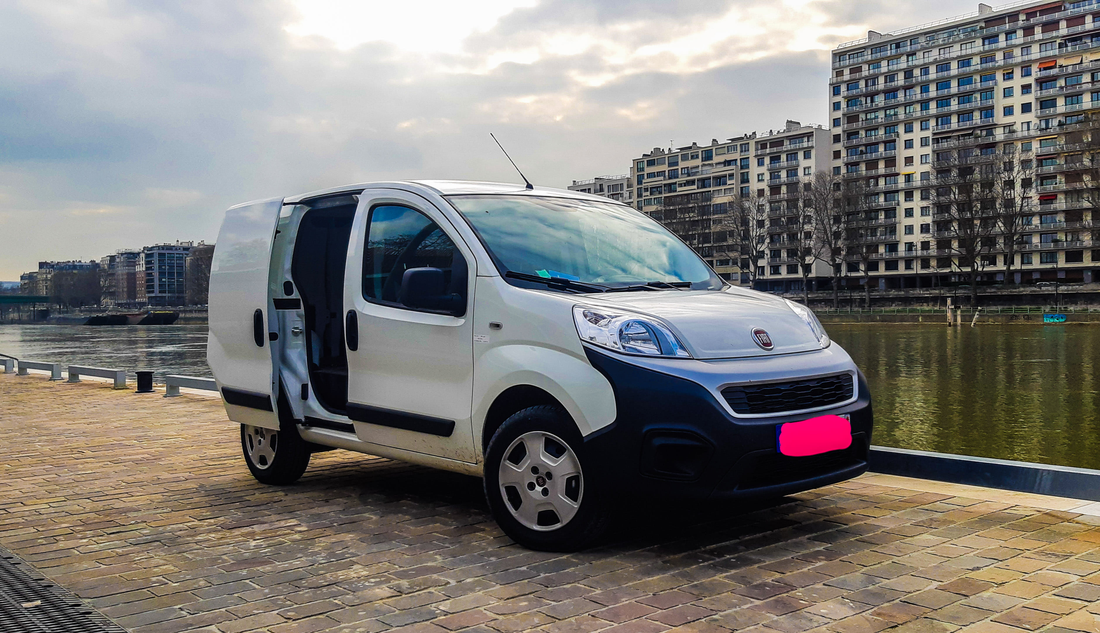 Fiat Fiorino (FN725) BASSE EMISSION (Clim, Bluetooth, USB, GPS,...) #cg, 2020, Essence 95