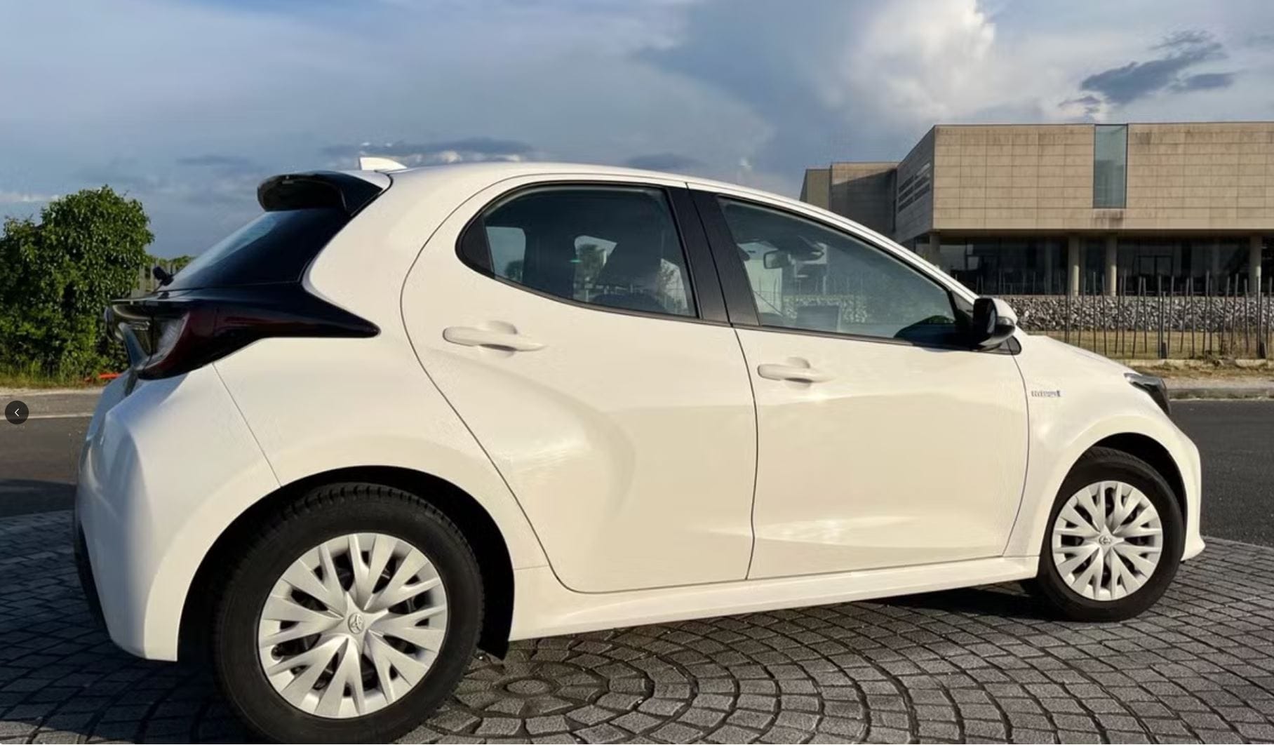 Toyota Yaris Hybride avec Climatisation