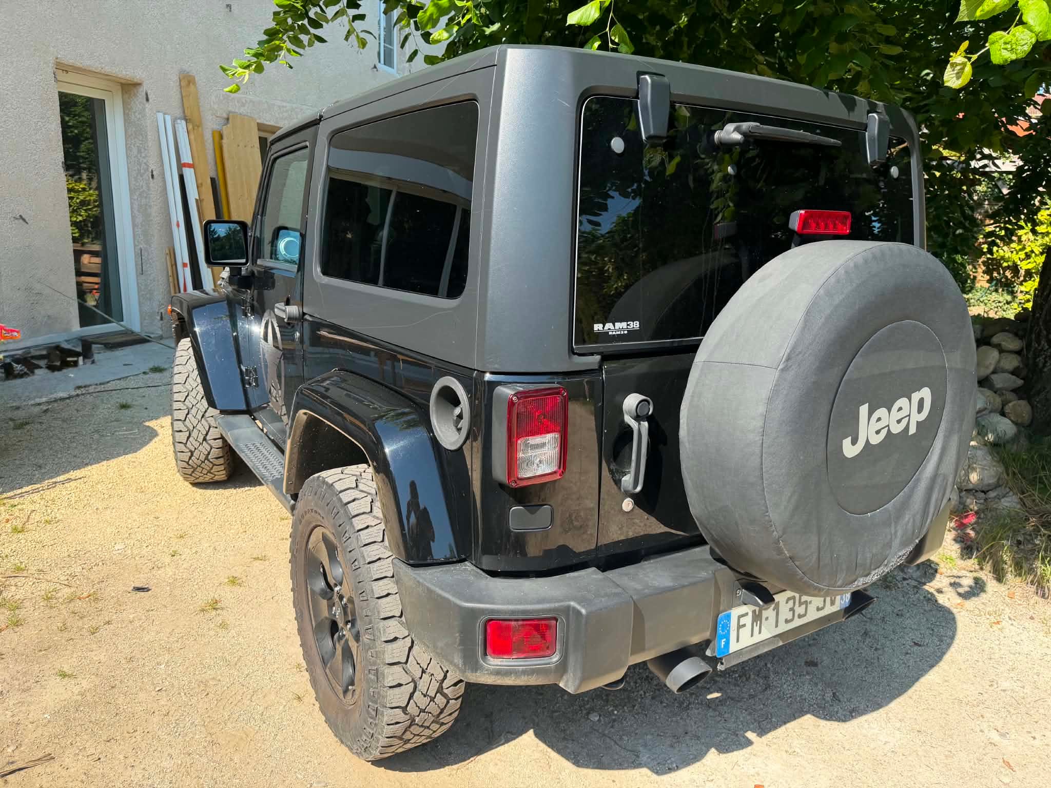 Jeep Wrangler 2.8 CRD Sahara Décapotable 4X4 avec Climatisation